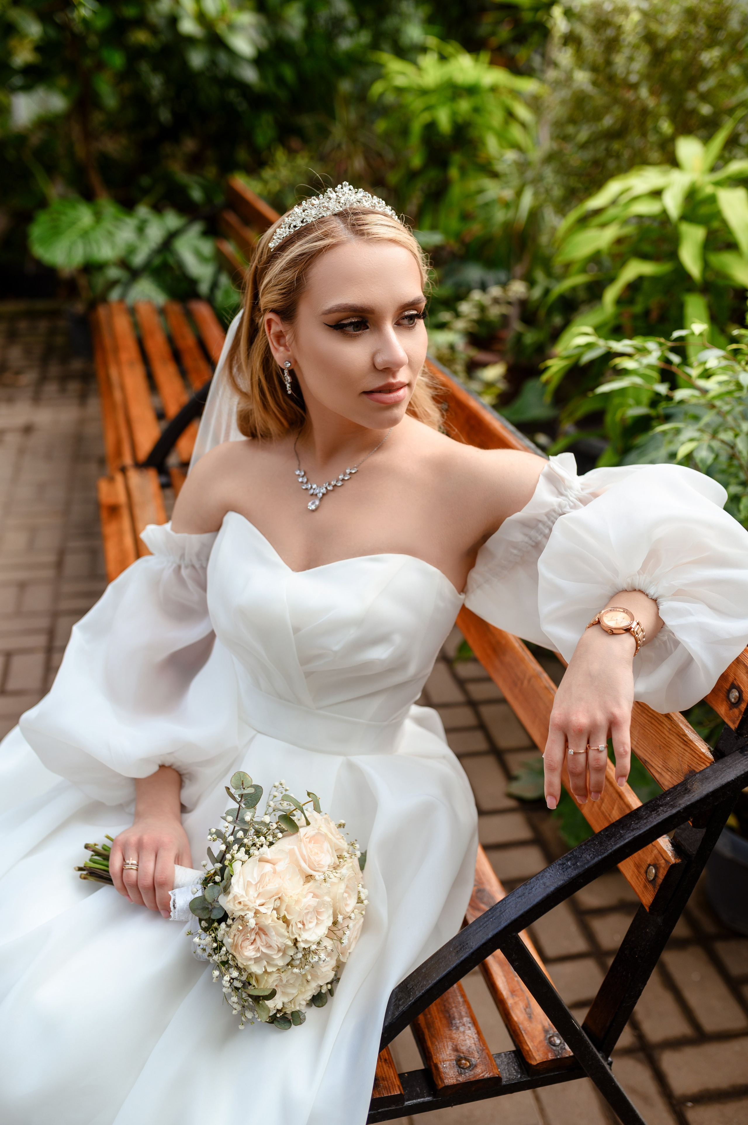 Свадебная фотосессия в фотостудии Аврора зал Эклипс. Семейный и свадебный фотограф в Донецке и Макеевке Дяченко Наталья