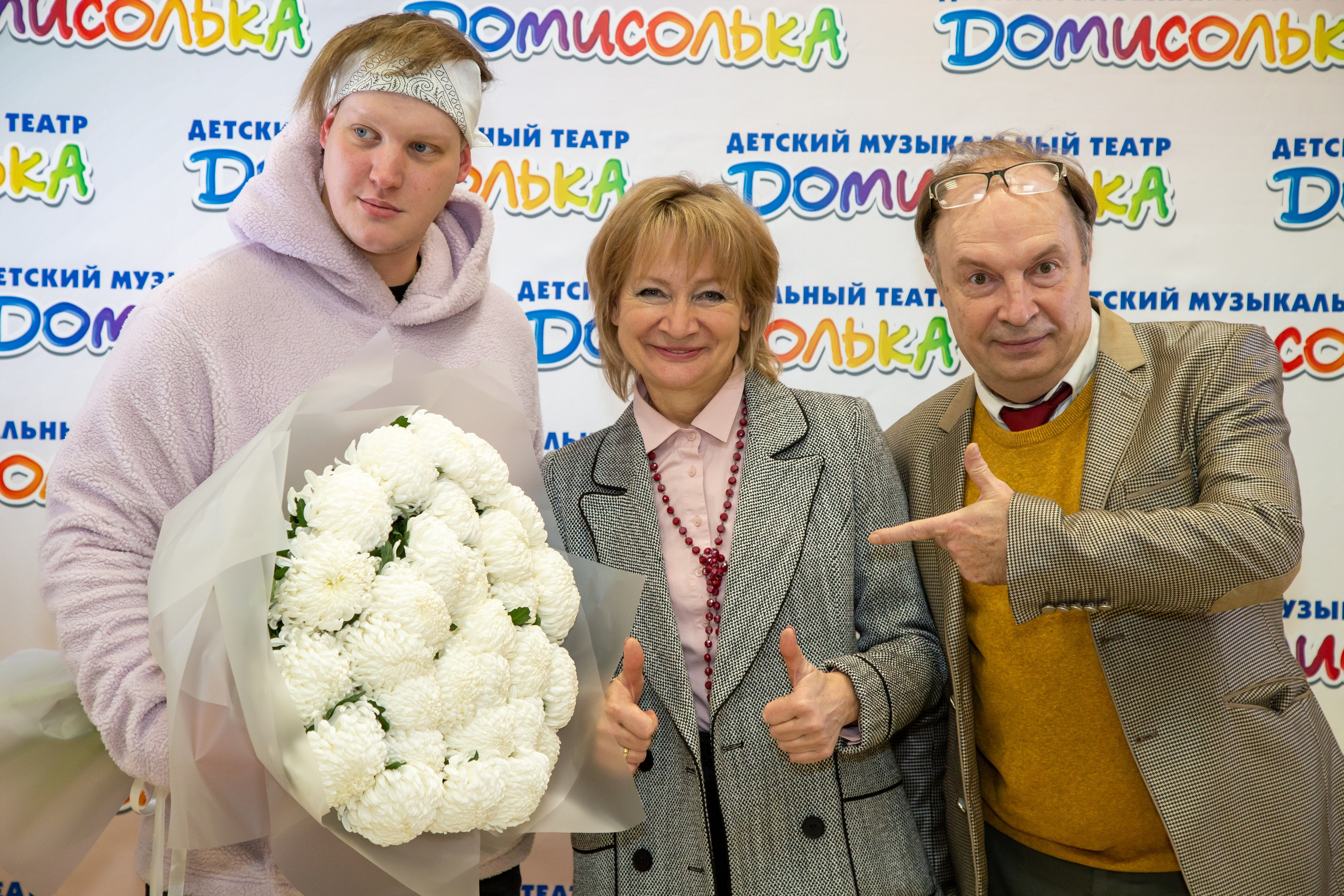 Репортажная съёмка для Домисольки на новый год. «Студия DRONAVT`s» — видеосъёмка и фотография г. Москва