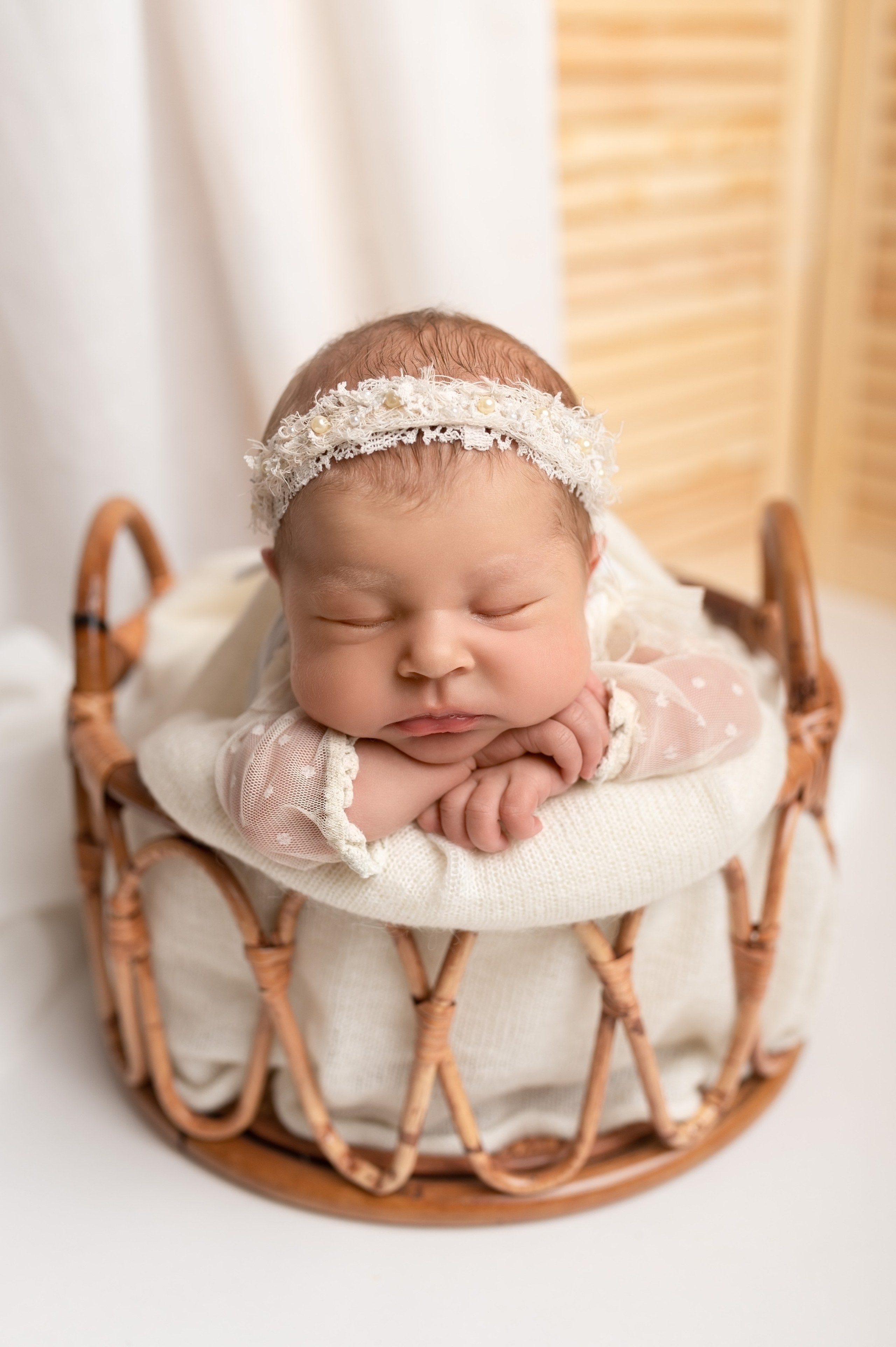 Новорожденные девочки. Детский фотограф в городе Жуковский Алиса Коробанова