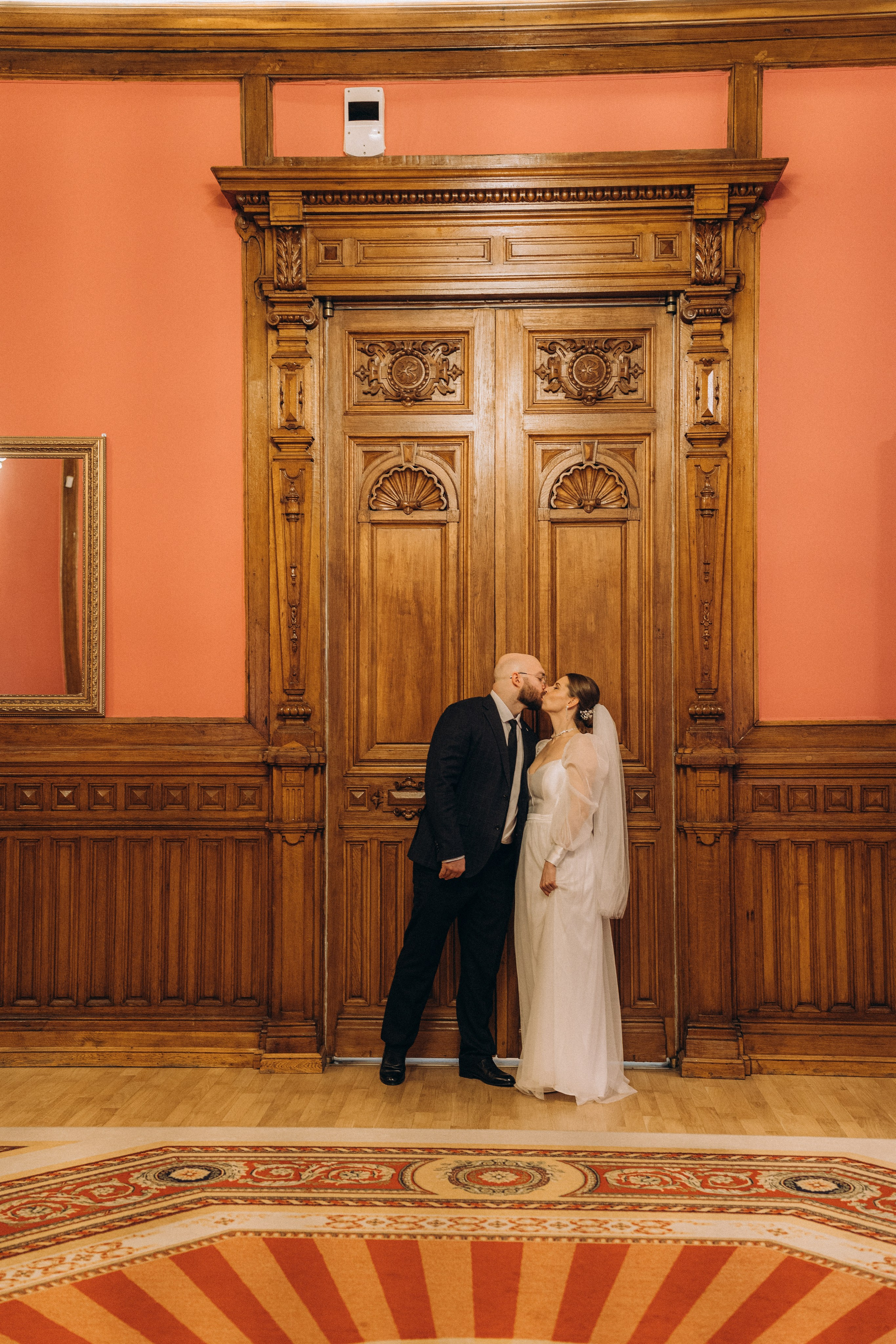 СВАДЕБНАЯ СЬЕМКА ВО ВТОРОМ ДВОРЦЕ (ДЕКАБРЬ) ТАКЖЕ СЬЕМКА В СТУДИИ НА ЧЕРНЫШЕВСКОЙ. Профессиональный фотограф, Санкт-Петербург — Виктория Богомолова