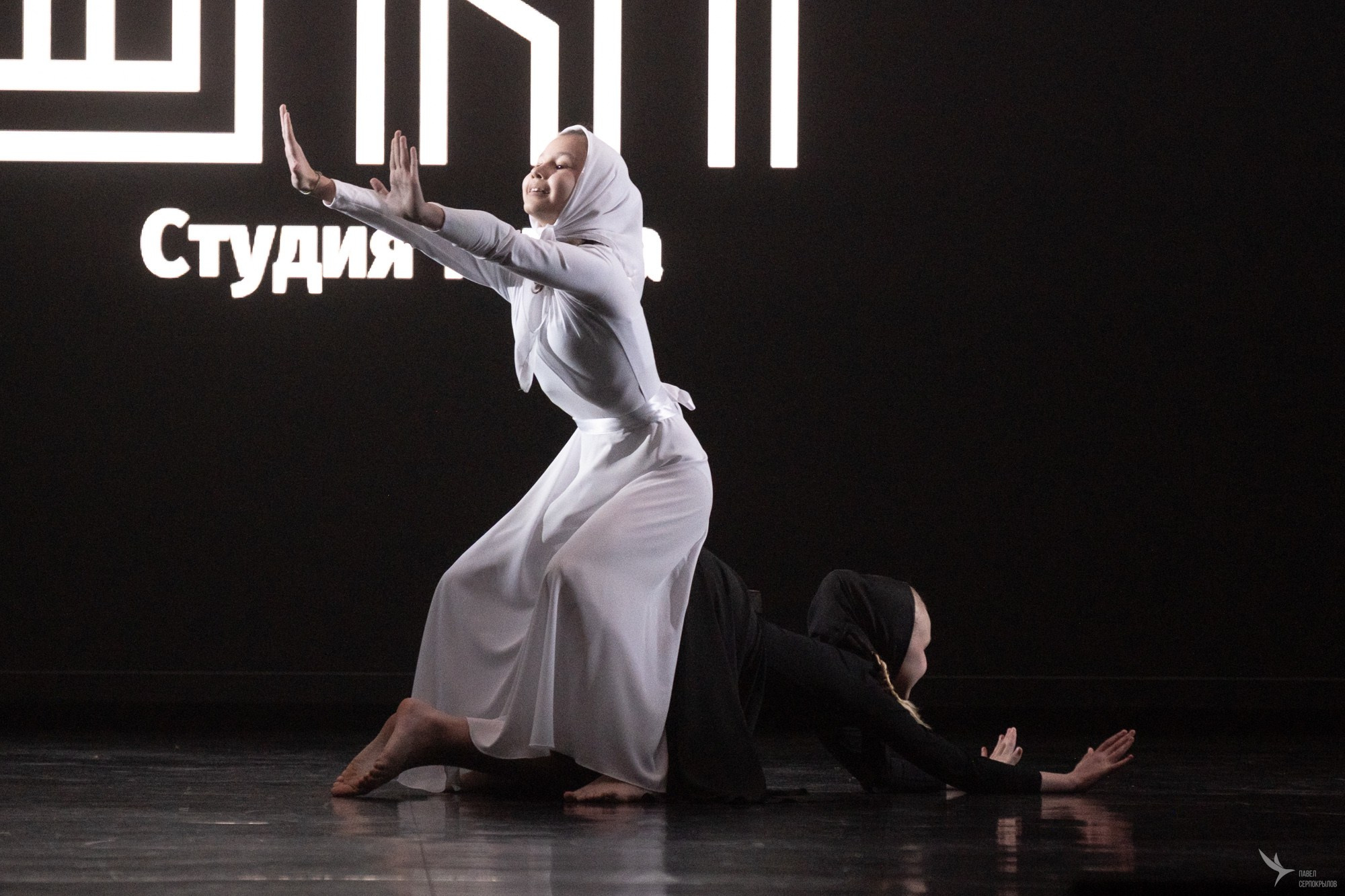 Отчетный концерт студии танца «ШАГ». Репортажный фотограф в Казани Павел Серпокрылов
