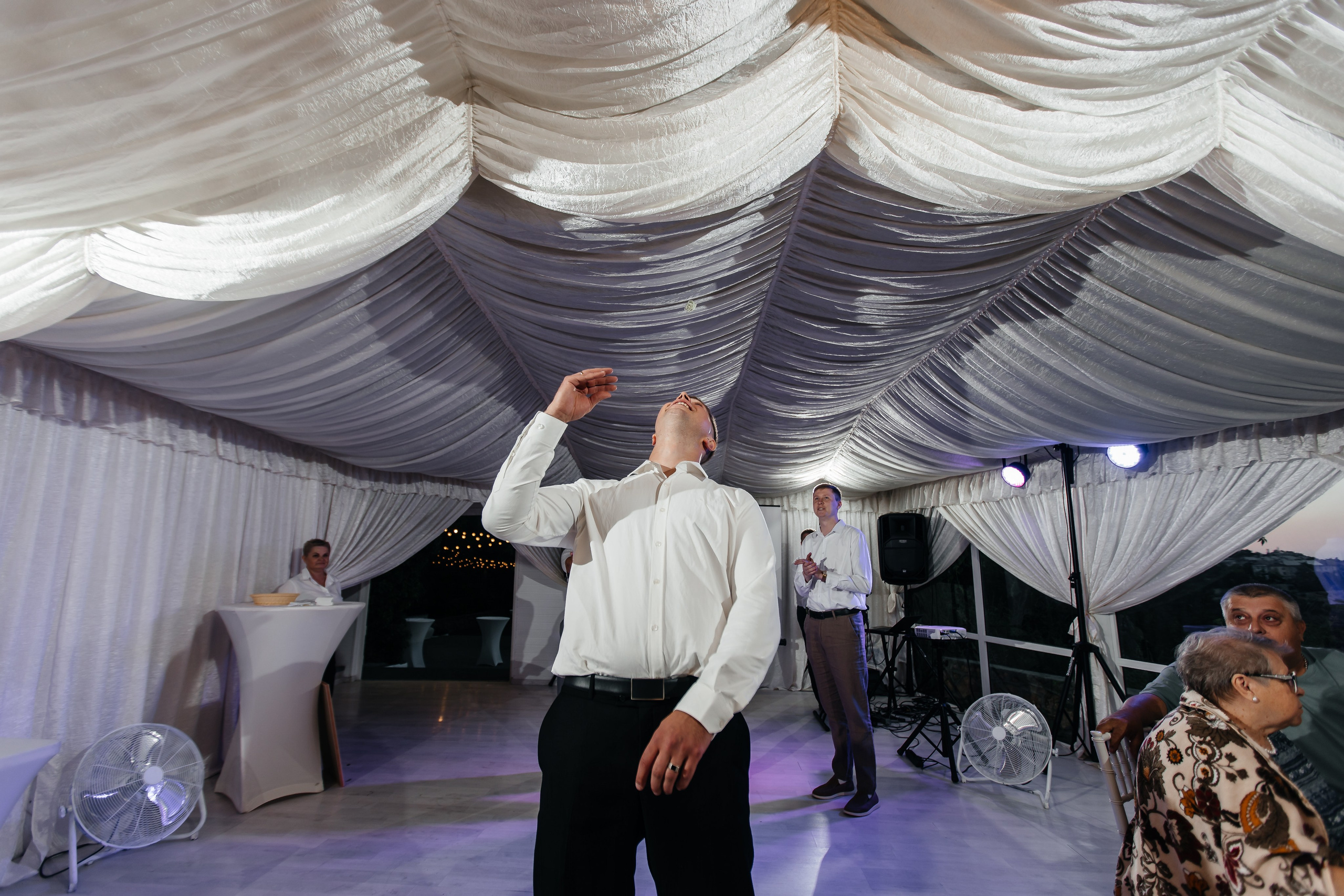 Анонс свадьбы Юлии и Игоря. Городская лавстори в Севастополе. Свадебный фотограф в Крыму и Севастополе Ольга Баскакова