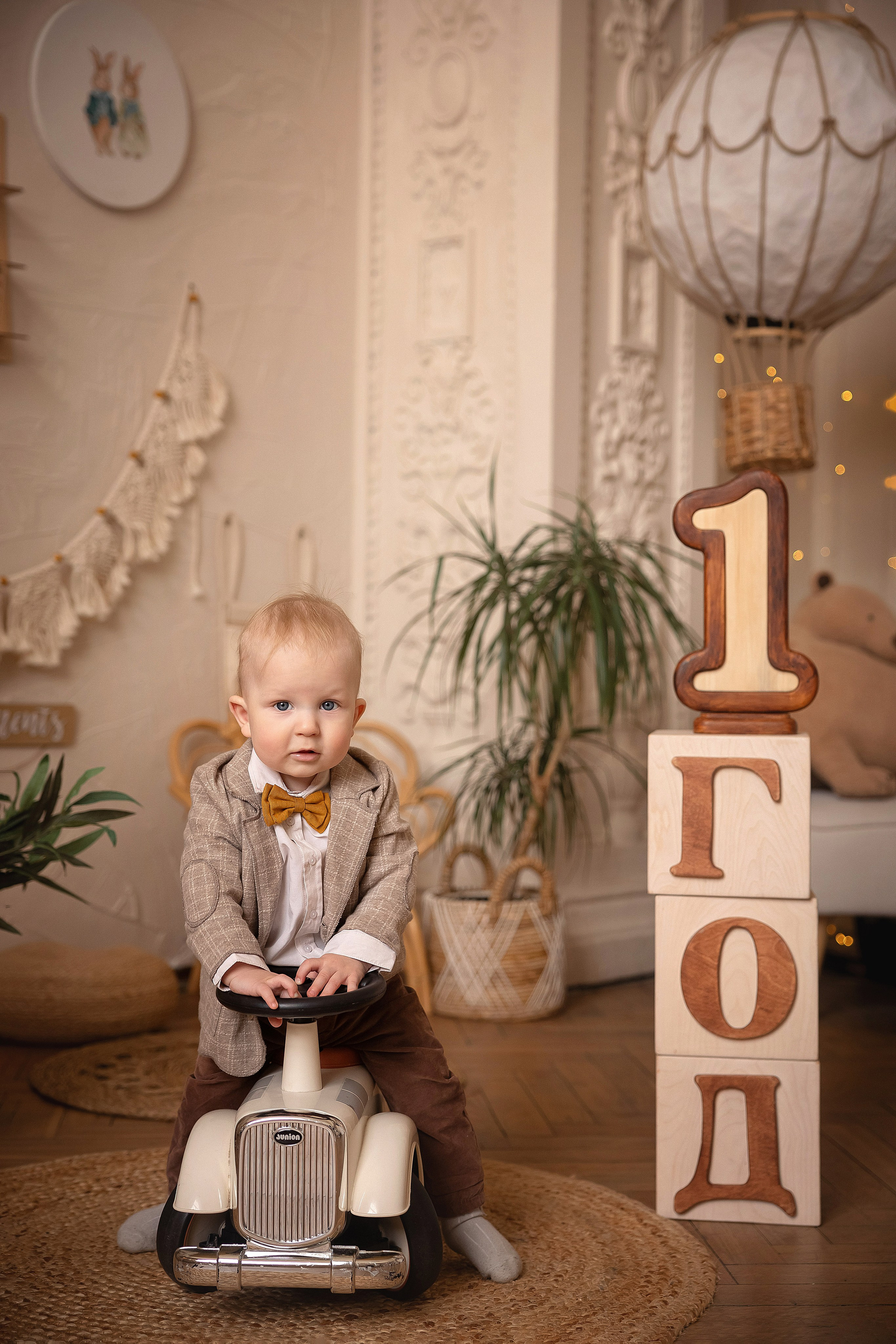 Илья 1 годик. Фотограф на крещение и венчание