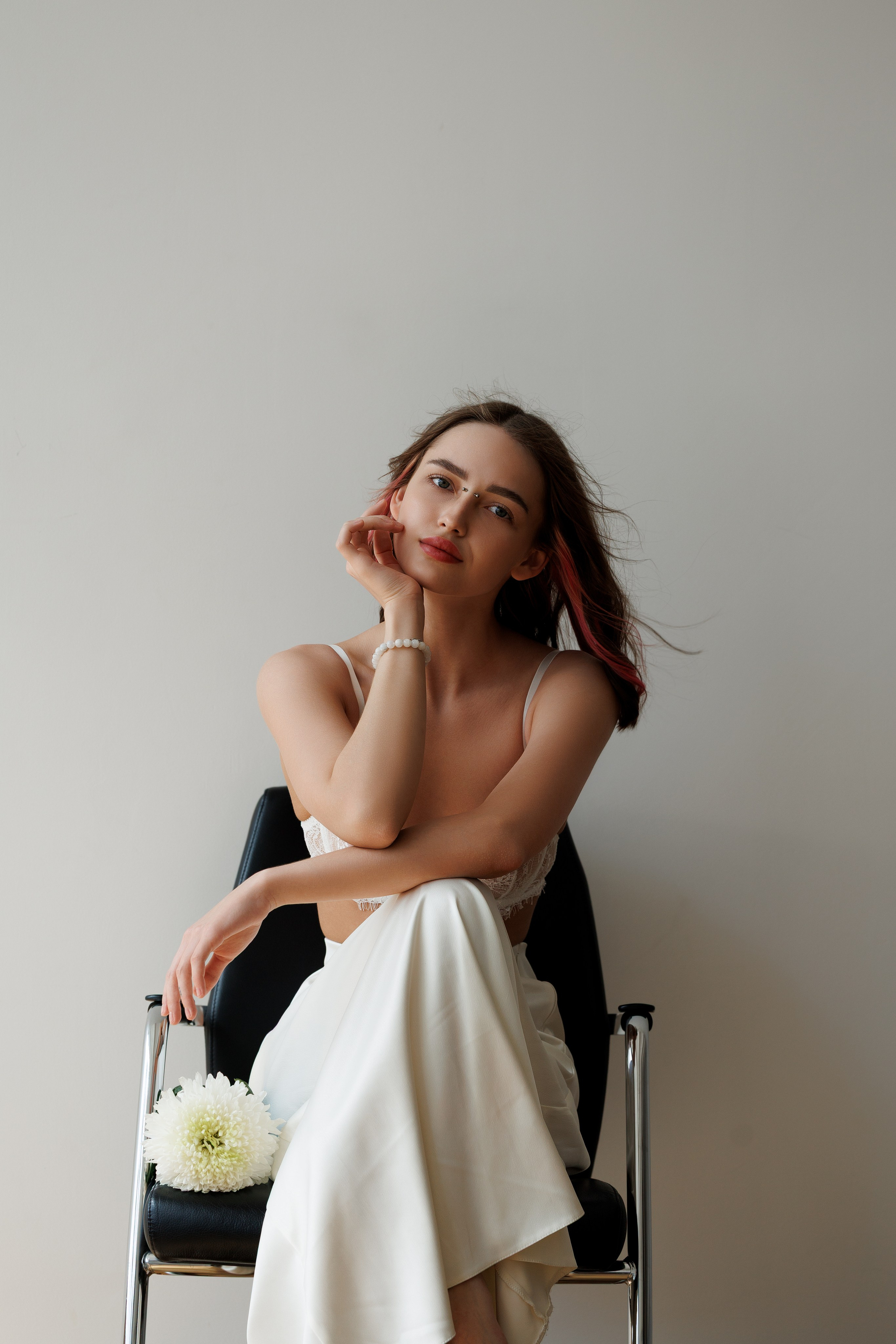 Женский портрет в студии. Фотограф Минск
