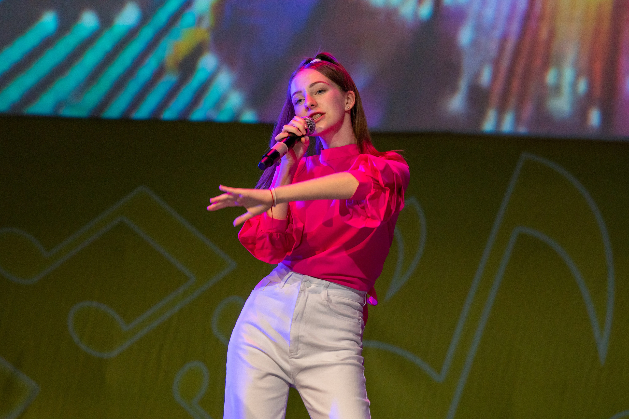 Съёмка концерта для Домисольки, большой концертный зал Космос. «Студия DRONAVT`s» — видеосъёмка и фотография г. Москва