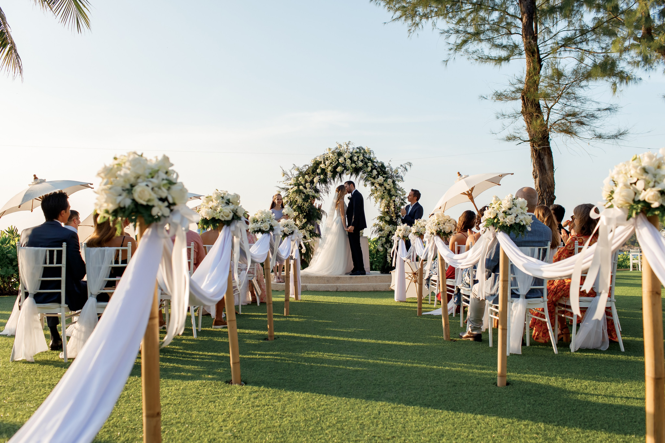 Свадьба в отеле Кататани остров Пхукет. Фотограф на Пхукете в Таиланде