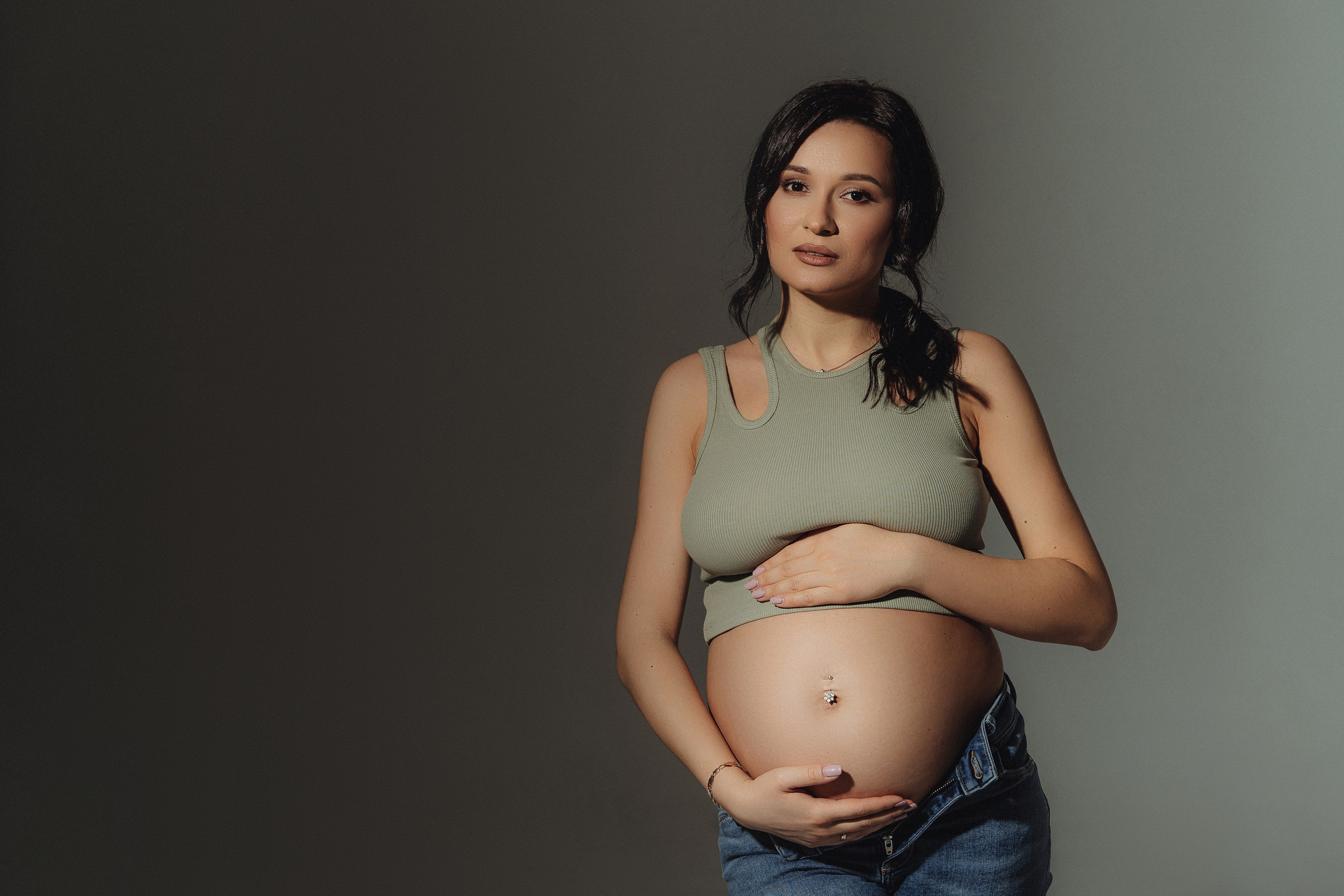 В студии. Семейный и контент фотограф в Красноярске Власова Екатерина