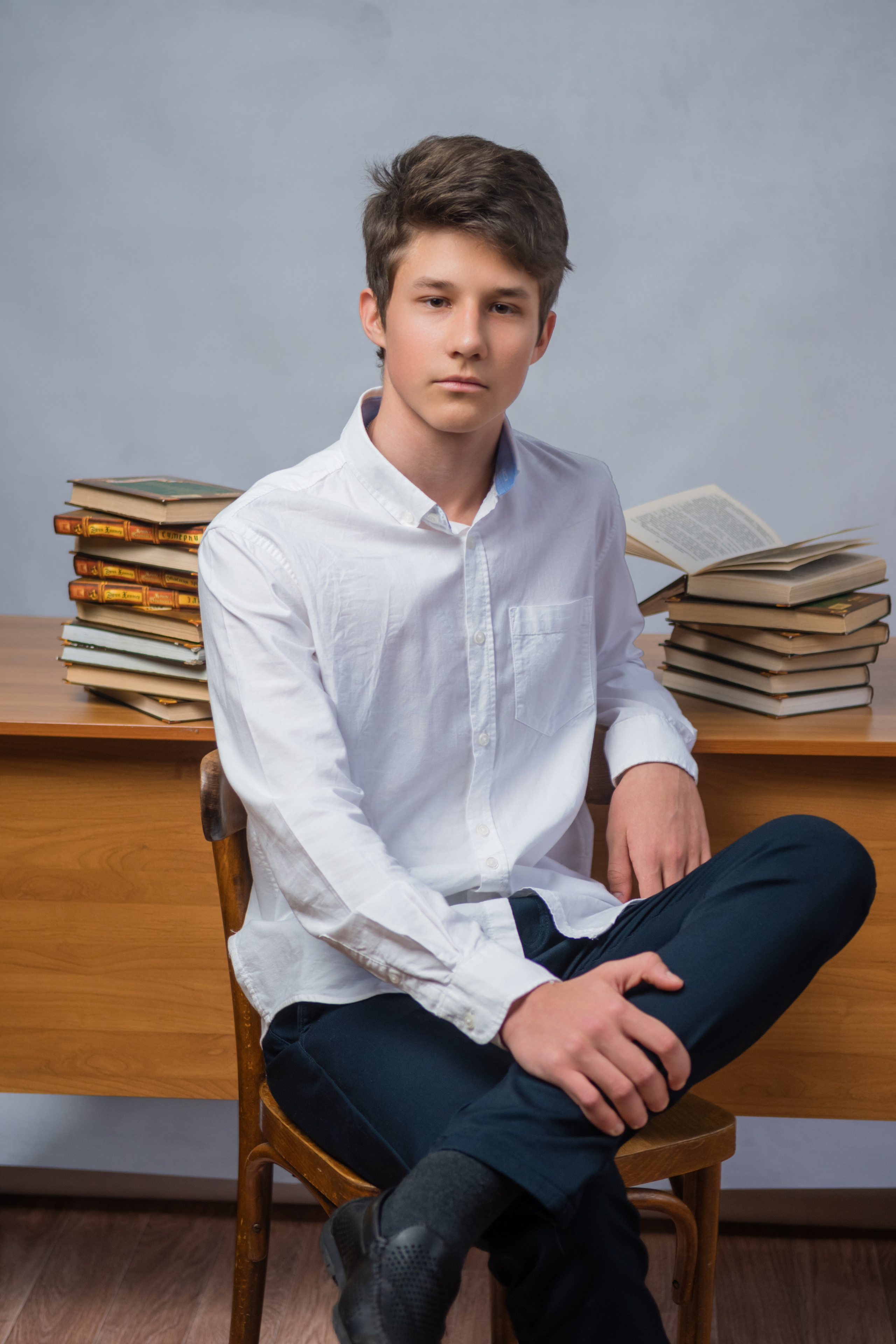 Примеры съемок для старших классов. Выпускные альбомы в Москве и области от Анны Гайдаш