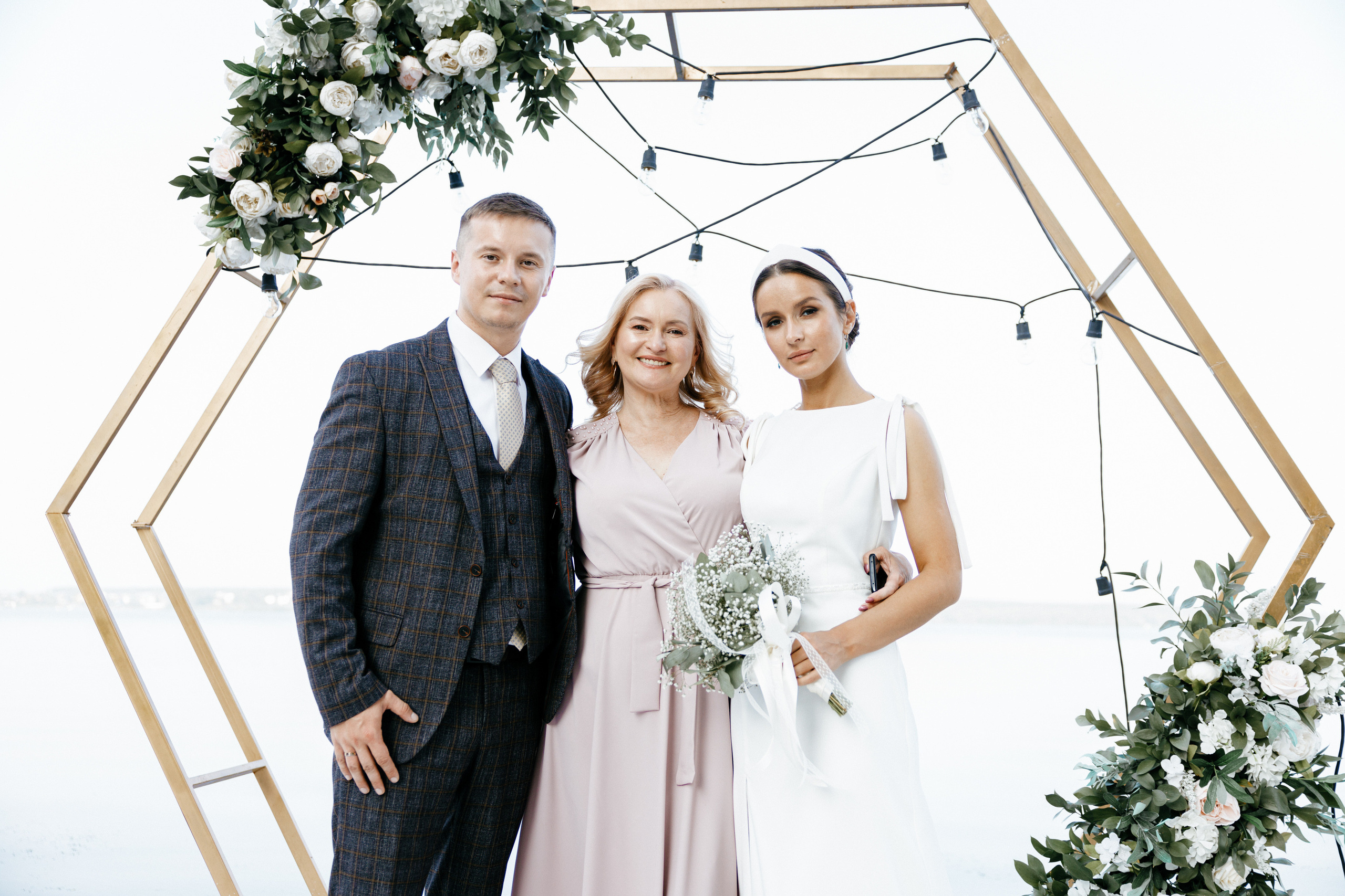 Дина и Антон. Шатер Яженю. Свадебный фотограф Балчугова Мария Екатеринбург