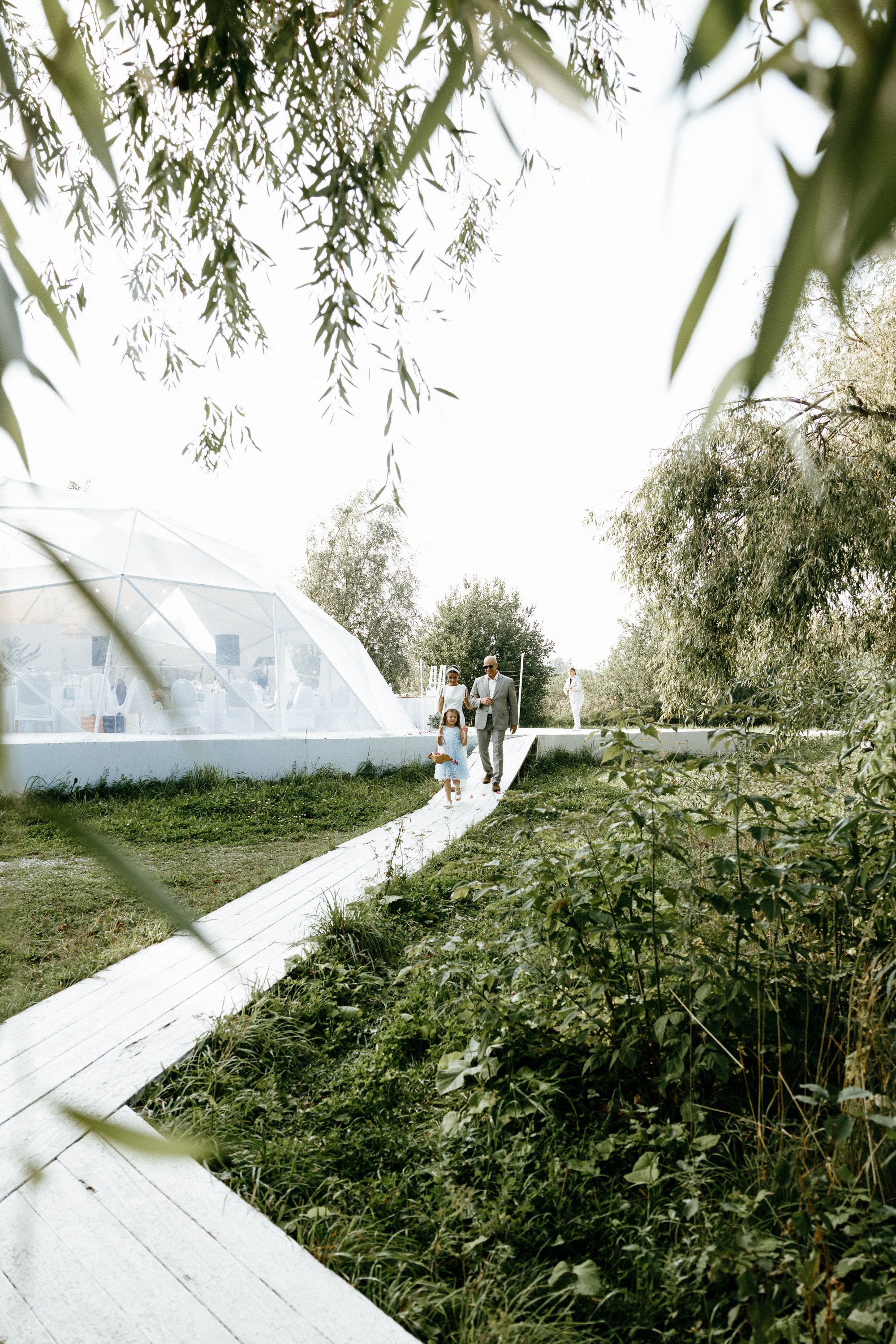 Дина и Антон. Шатер Яженю. Свадебный фотограф Балчугова Мария Екатеринбург