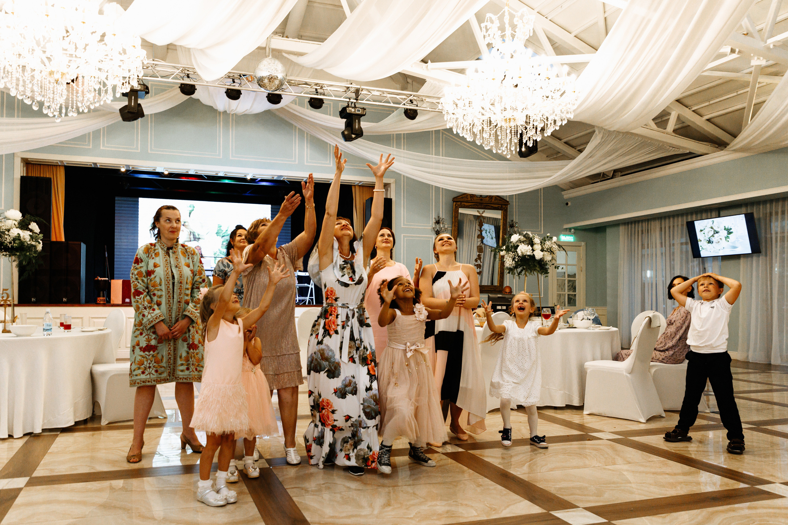 Марина и Николай. Белая Лошадь. Свадебный фотограф Балчугова Мария Екатеринбург