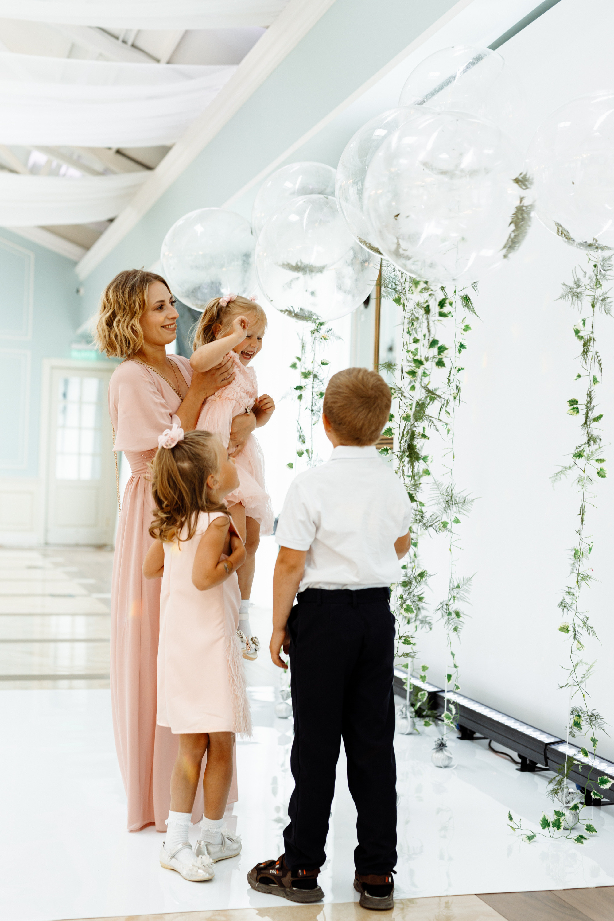 Марина и Николай. Белая Лошадь. Свадебный фотограф Балчугова Мария Екатеринбург