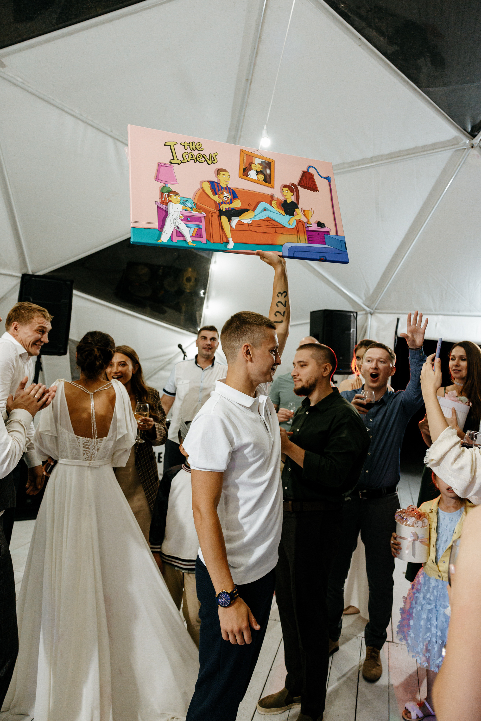 Дина и Антон. Шатер Яженю. Свадебный фотограф Балчугова Мария Екатеринбург