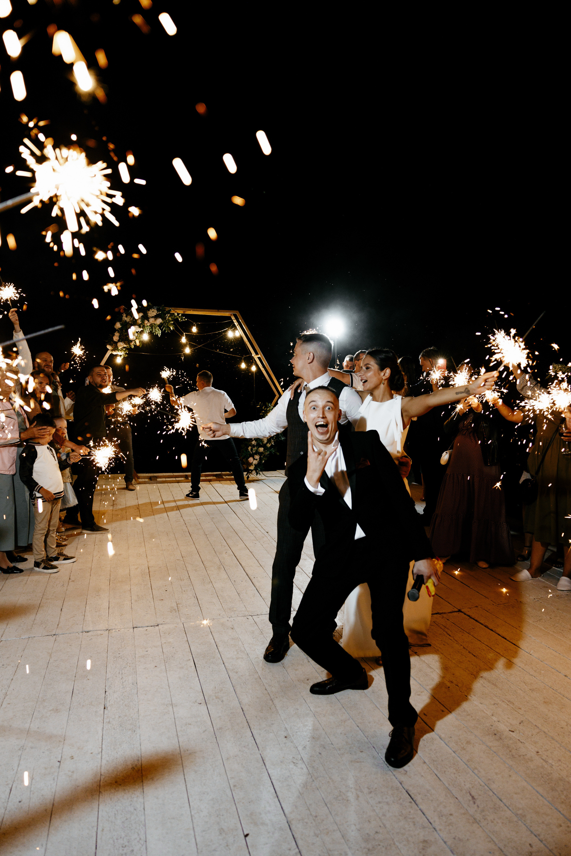 Дина и Антон. Шатер Яженю. Свадебный фотограф Балчугова Мария Екатеринбург