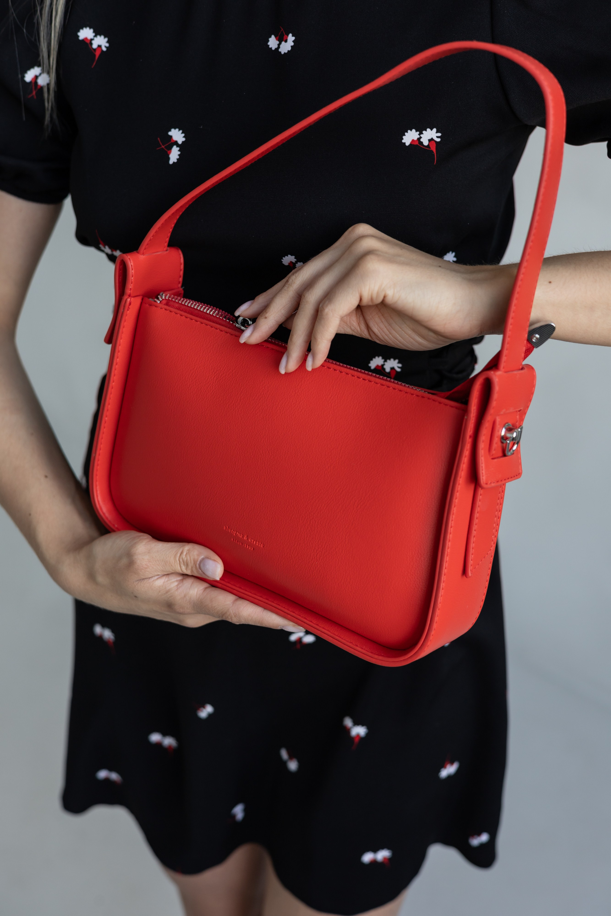 Belik shop. Фотограф свадебный, репортажный, индивидуальный, фото для маркетплейсов, брендов, автосалонов