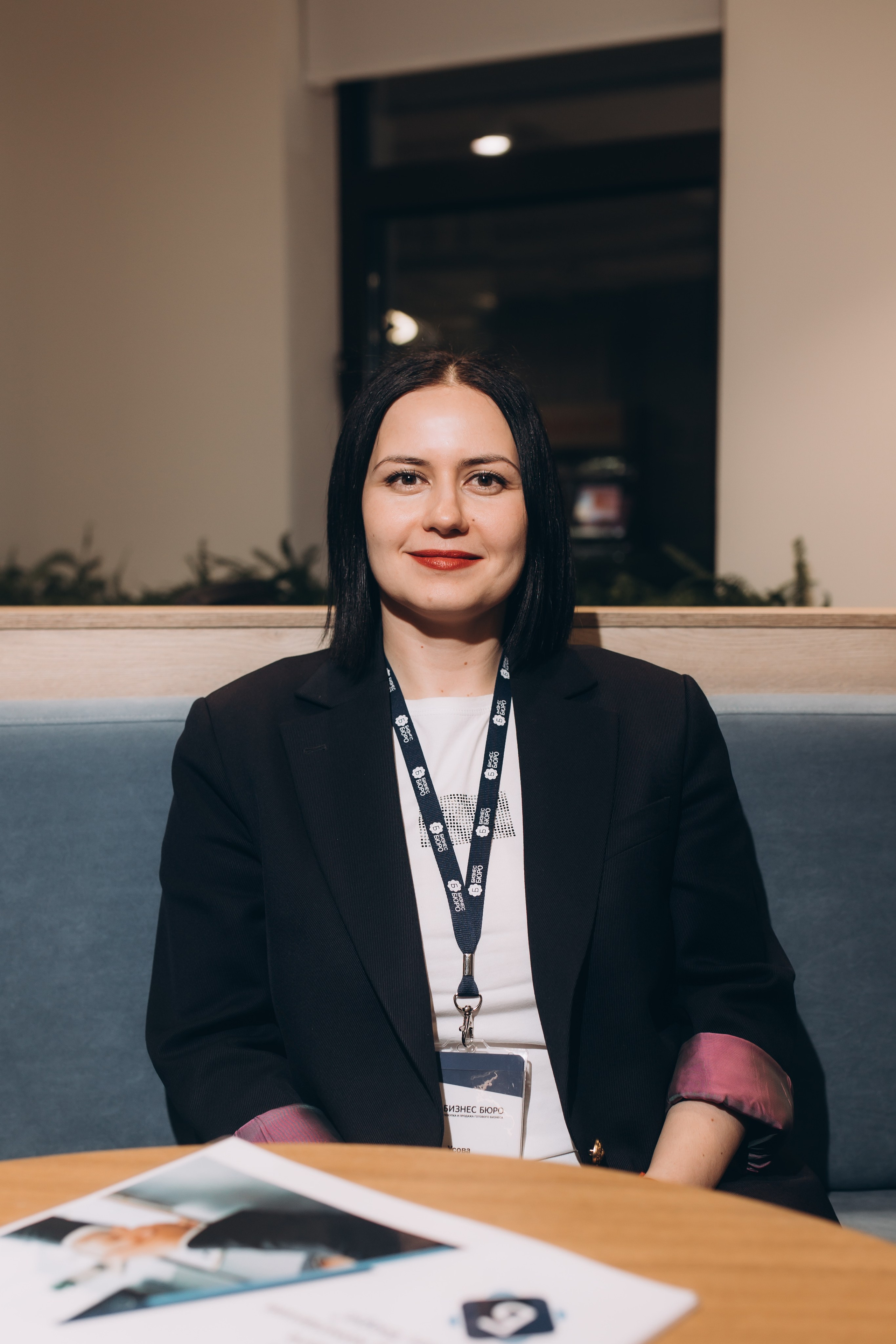 Фотосессия команды «Бизнес бюро». Фотограф Артем Бросов в Санкт-Петербурге и Дубае