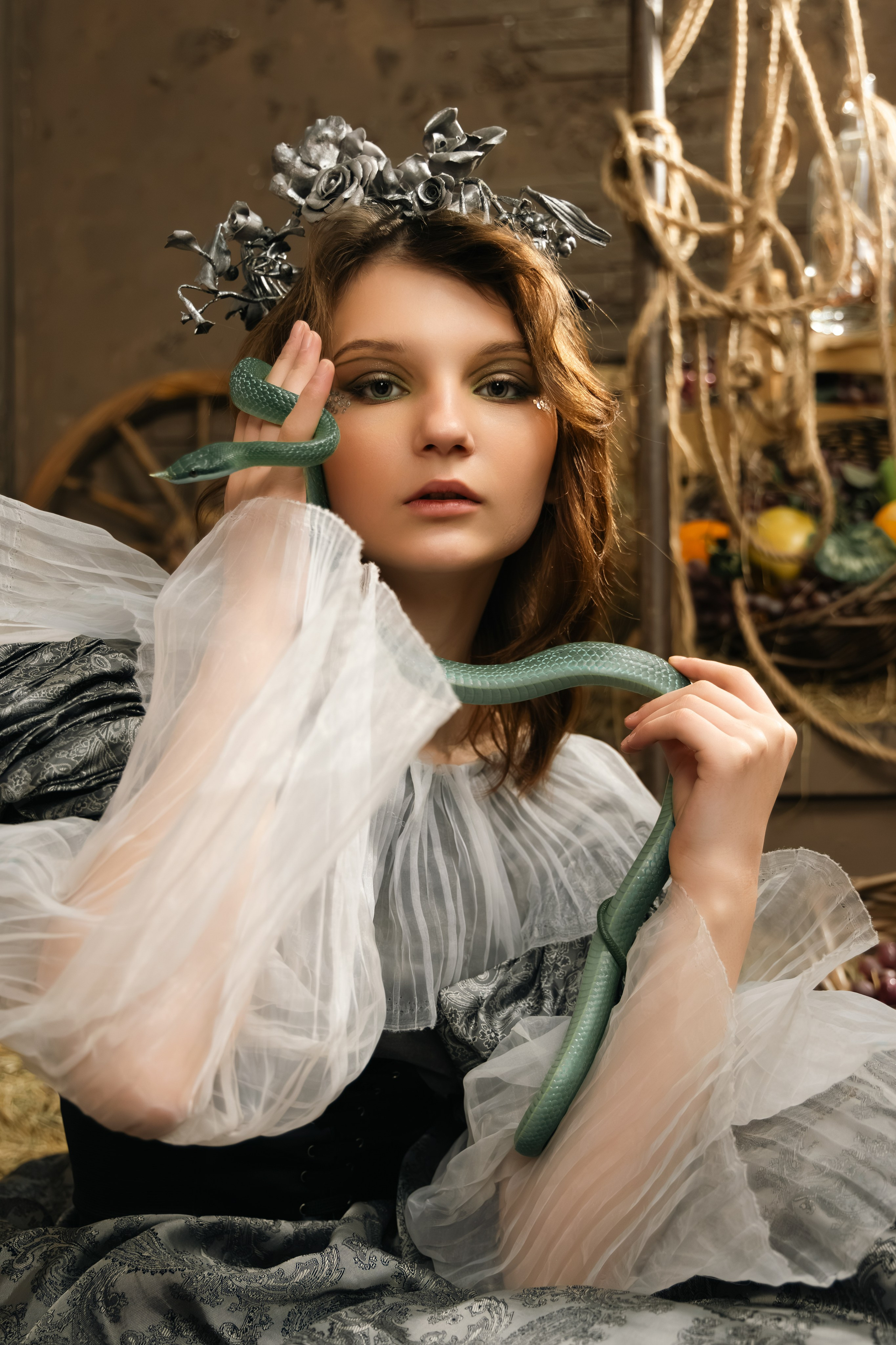 «World Fashion Magazine» фотосъёмка для журнала. Photomantis