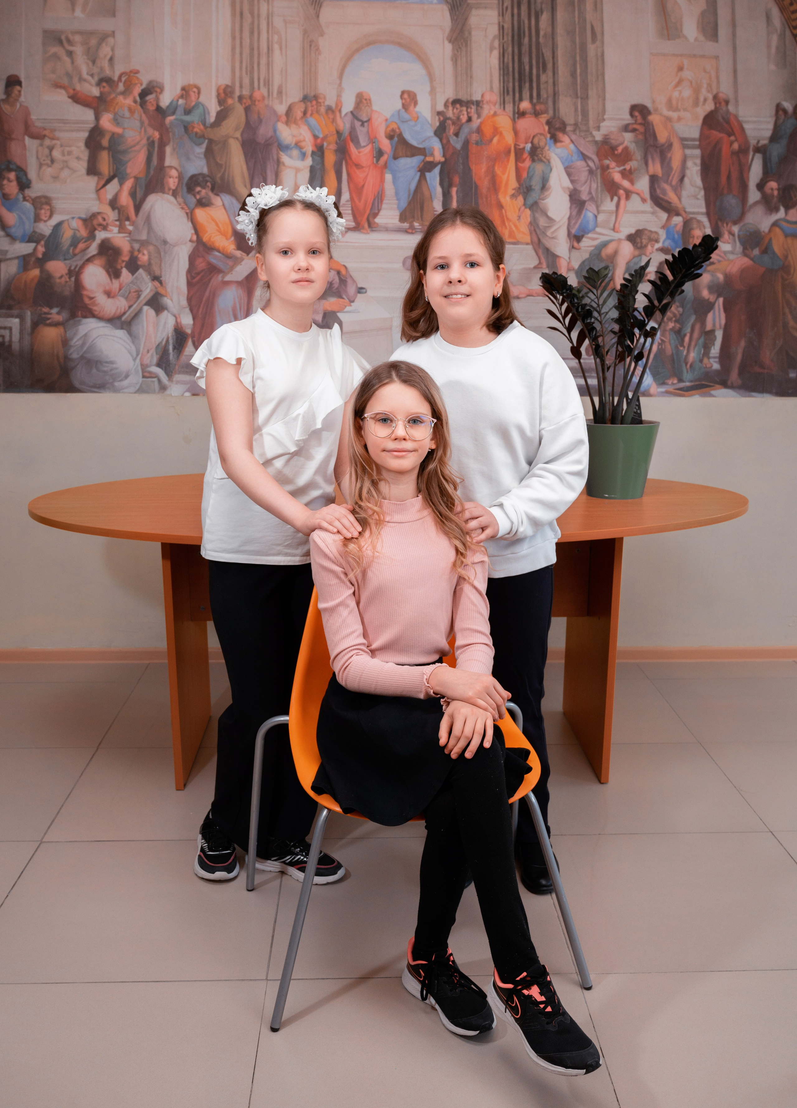 Школа 23, класс 4В. Детский фотограф. «Ожившие» фото, г. Нижневартовск