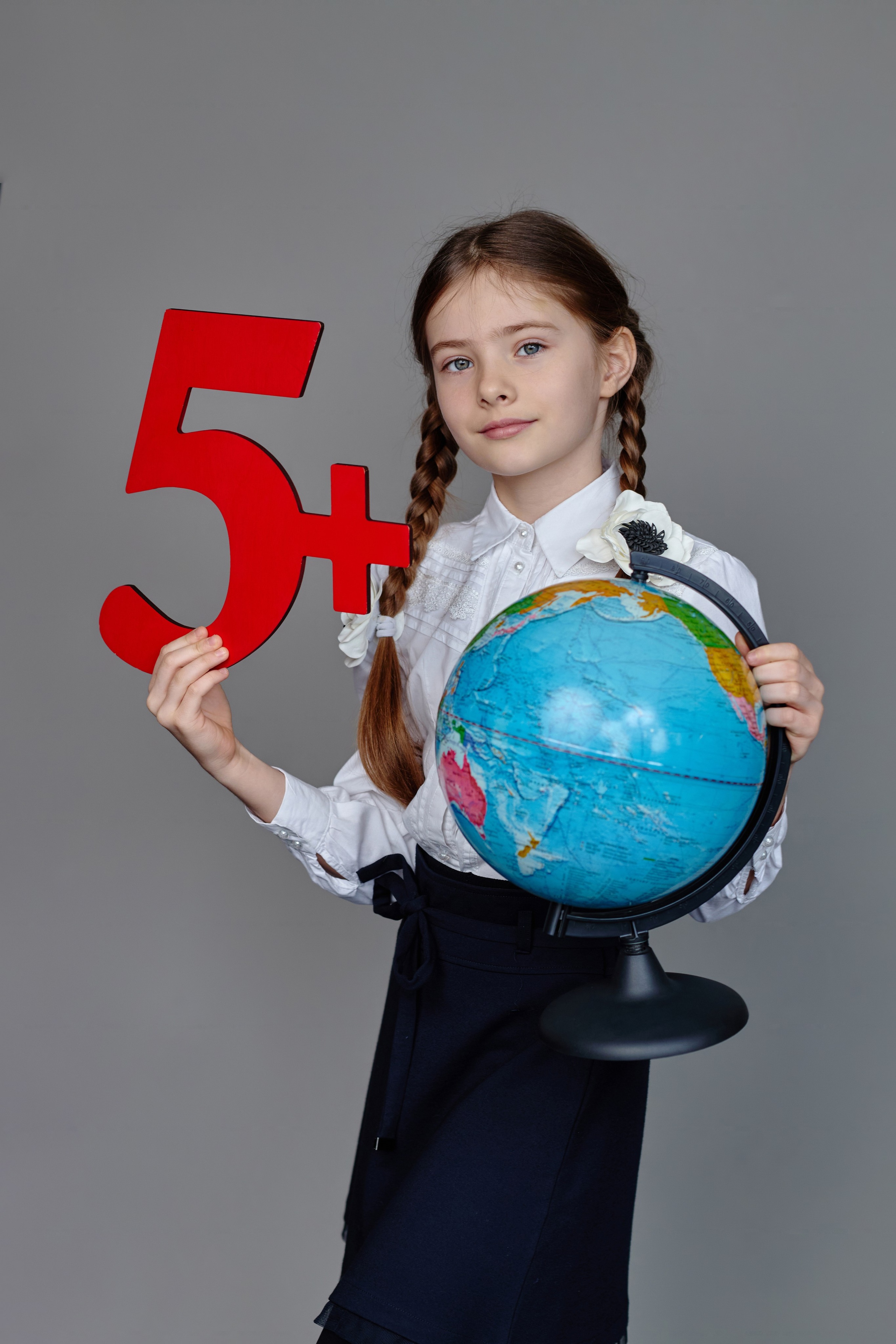 Портреты 4 класс для выпускного альбома таганрог. Фотограф Выпускные альбомы Таганрог Сергей Коробченко