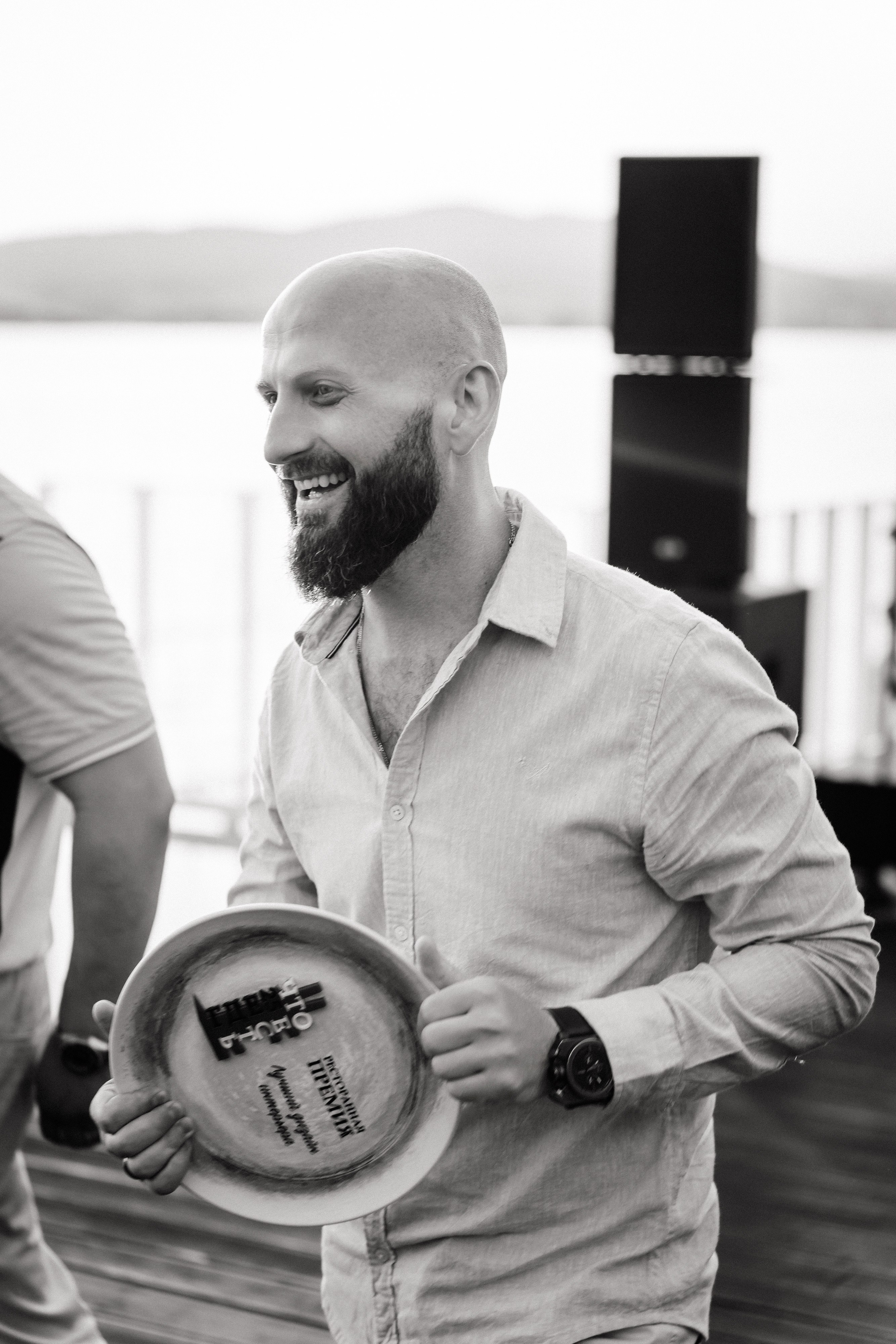 Премия «Что Где Есть» Маяк. Свадебный и репортажный, фуд фотограф в Новороссийске Евгений Александриди