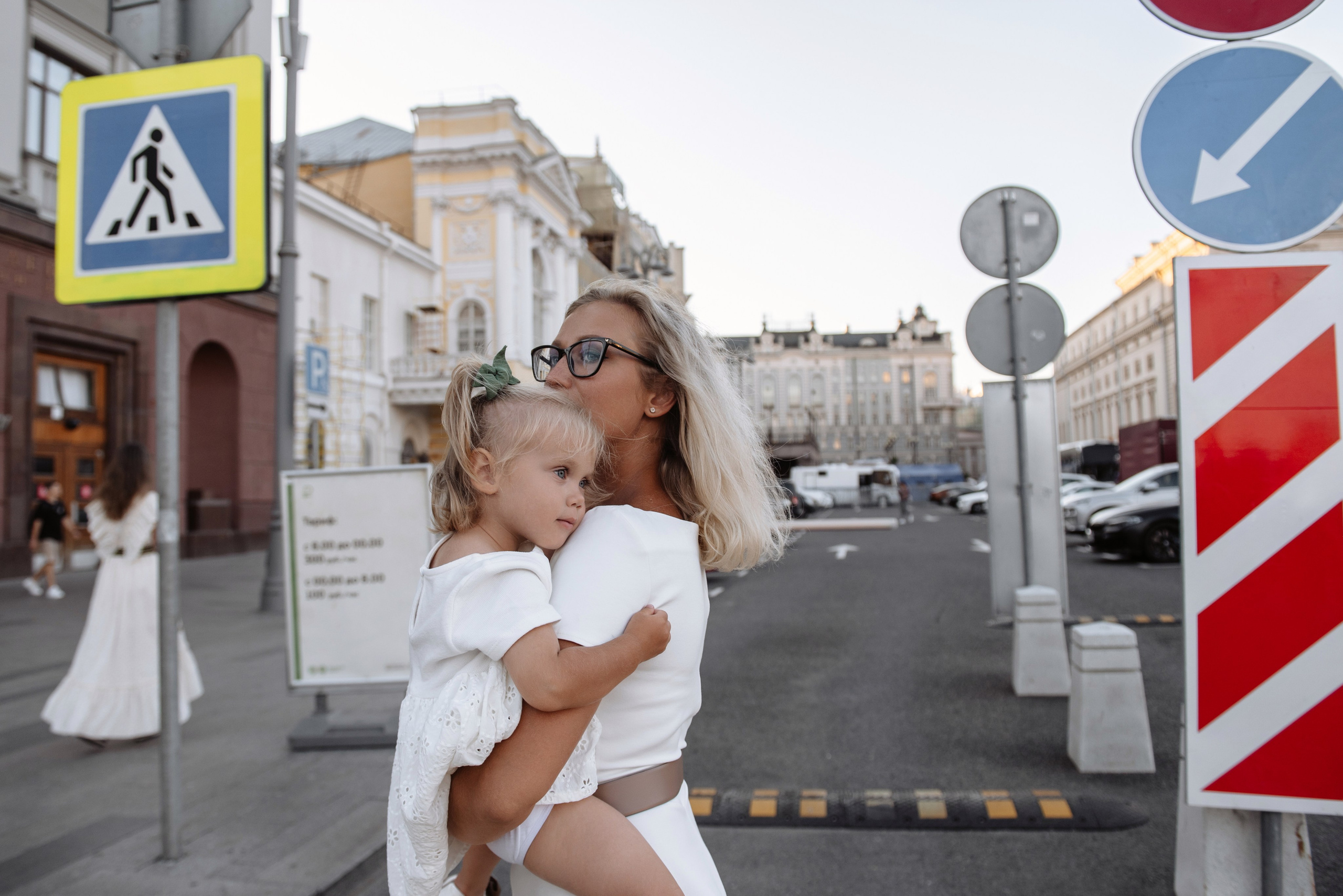 Миллионы глаз смотрят на нас.спустя 5 лет). Свадебный фотограф и визажист в Москве Кристина Палько