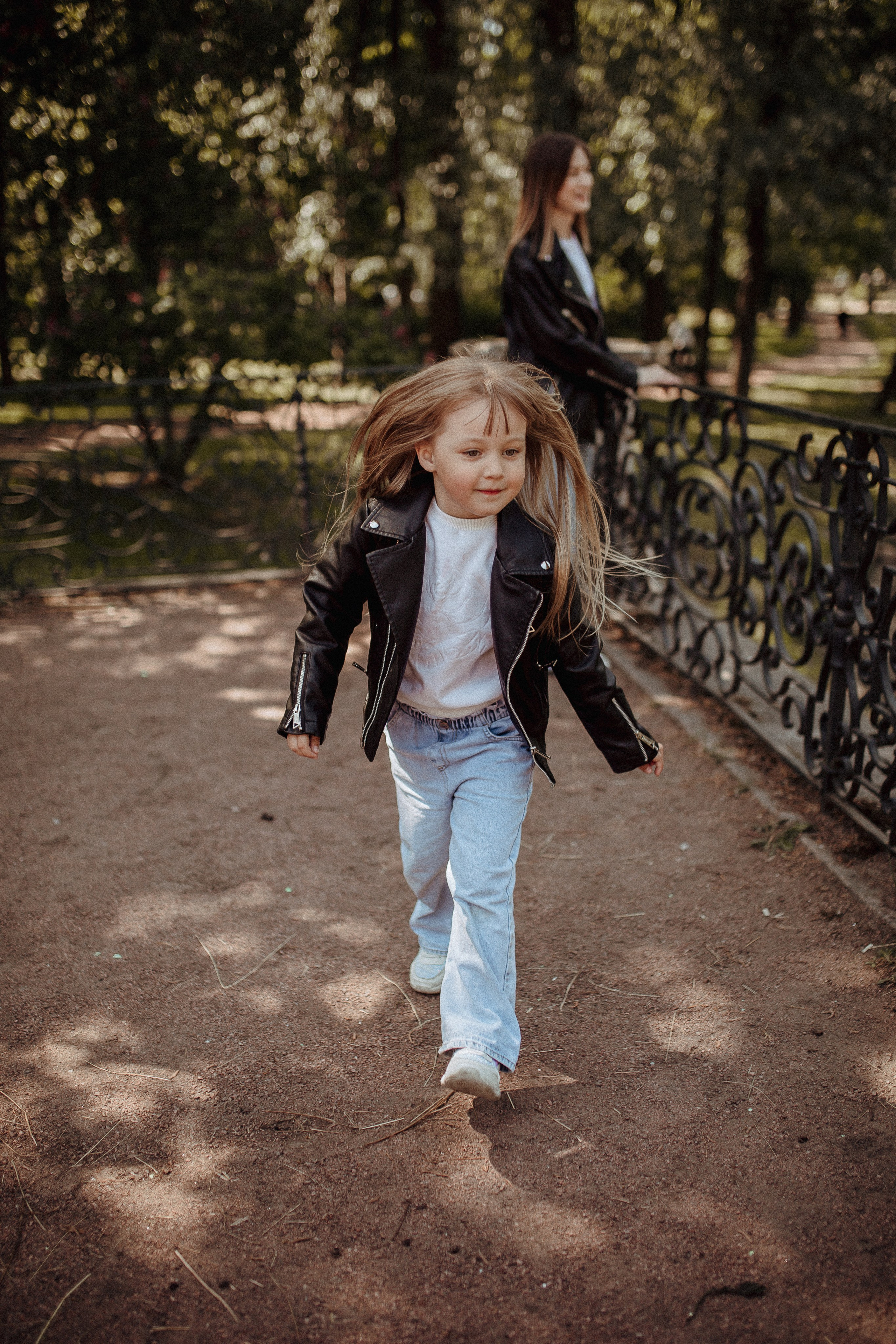 Елена и Алёна Петроградская сторона. Семейный и Свадебный фотограф в Санкт-Петербурге Плохая Екатерина