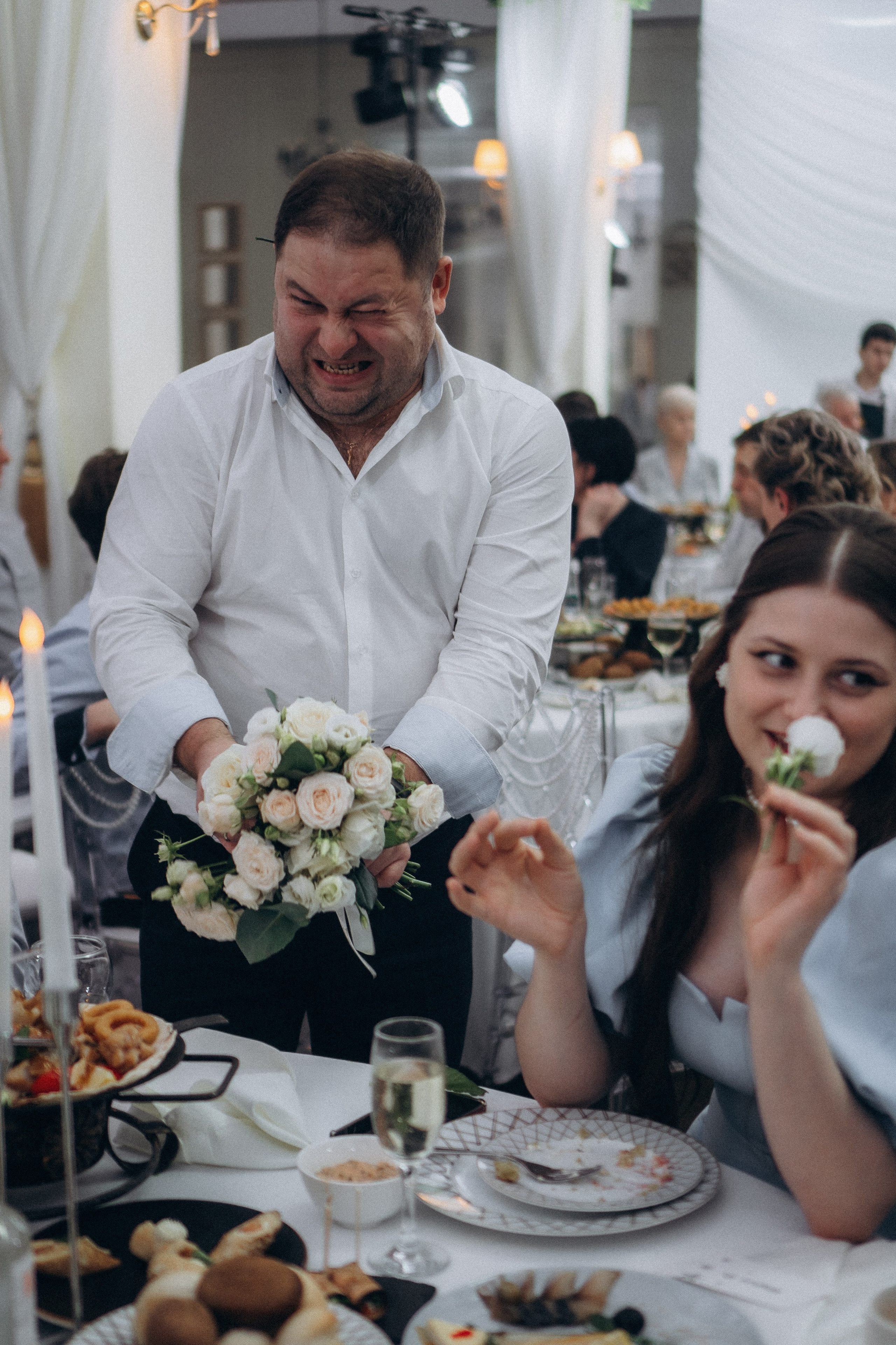 СВАДЕБНАЯ СЬЕМКА СБОРОВ В ОТЕЛЕ И ВЫЕЗД НА ЦЕРЕМОНИЮ (СНЯТО В СИБИРЕ В НИЖНЕВАРТОВСКЕ). Профессиональный фотограф, Санкт-Петербург — Виктория Богомолова