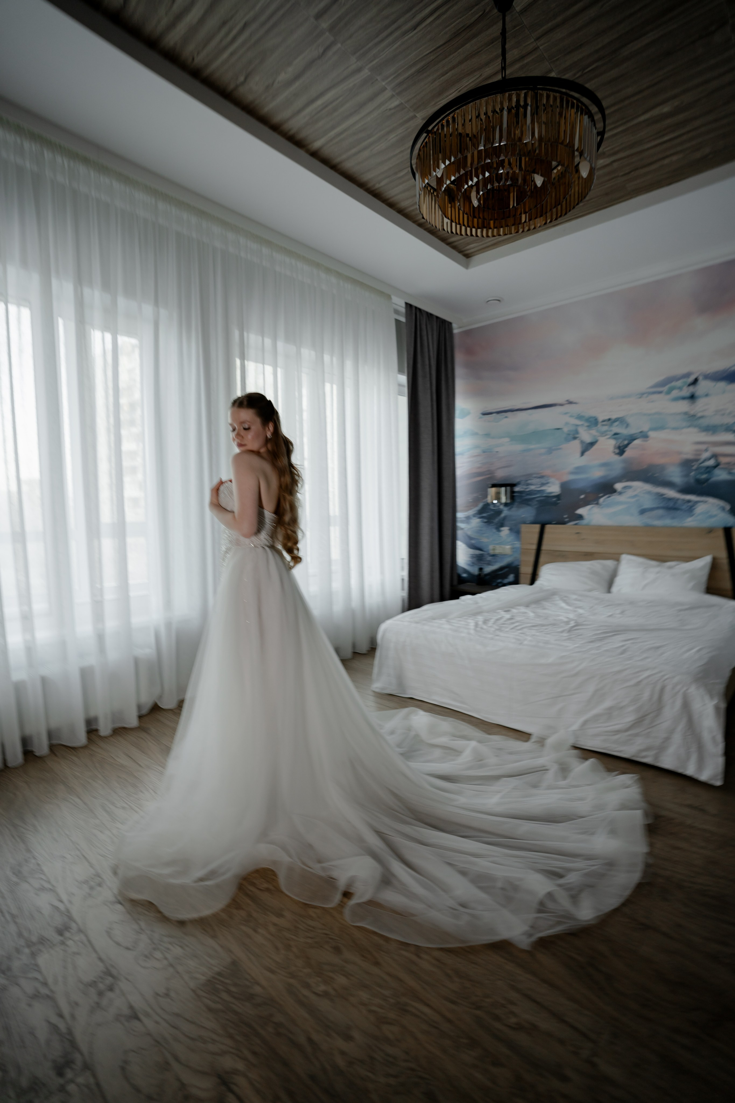 СВАДЕБНАЯ СЬЕМКА СБОРОВ В ОТЕЛЕ И ВЫЕЗД НА ЦЕРЕМОНИЮ (СНЯТО В СИБИРЕ В НИЖНЕВАРТОВСКЕ). Профессиональный фотограф, Санкт-Петербург — Виктория Богомолова