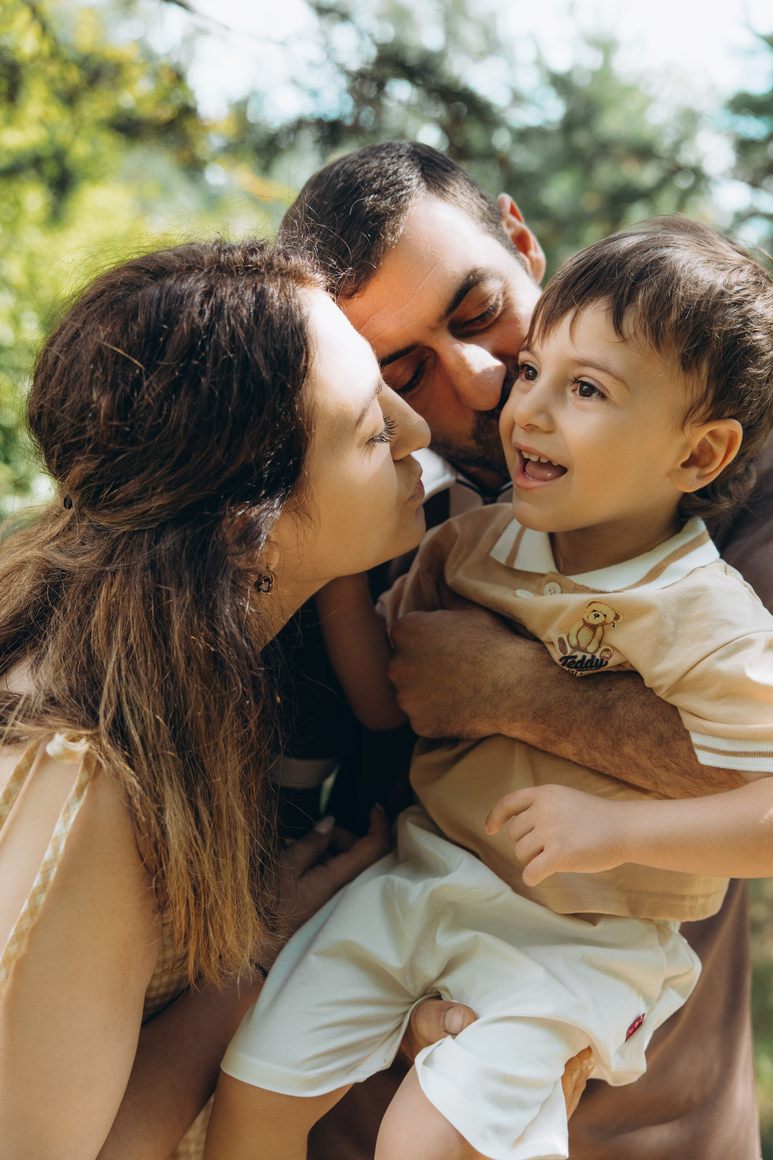 Семейная фотосессия в парке ЦПКиО. Свадебный, семейный фотограф в Иркутске Светлана Макаричева