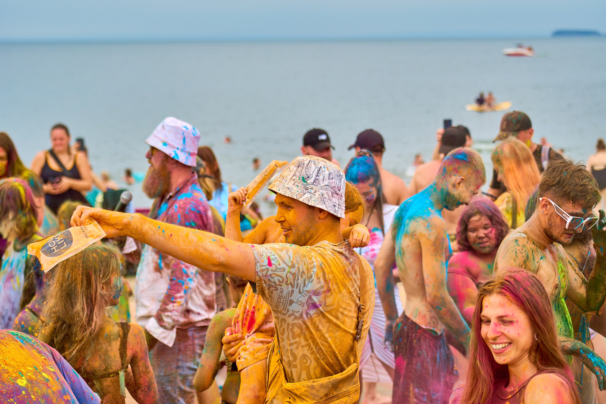 Холи. Фотограф во Владивостоке