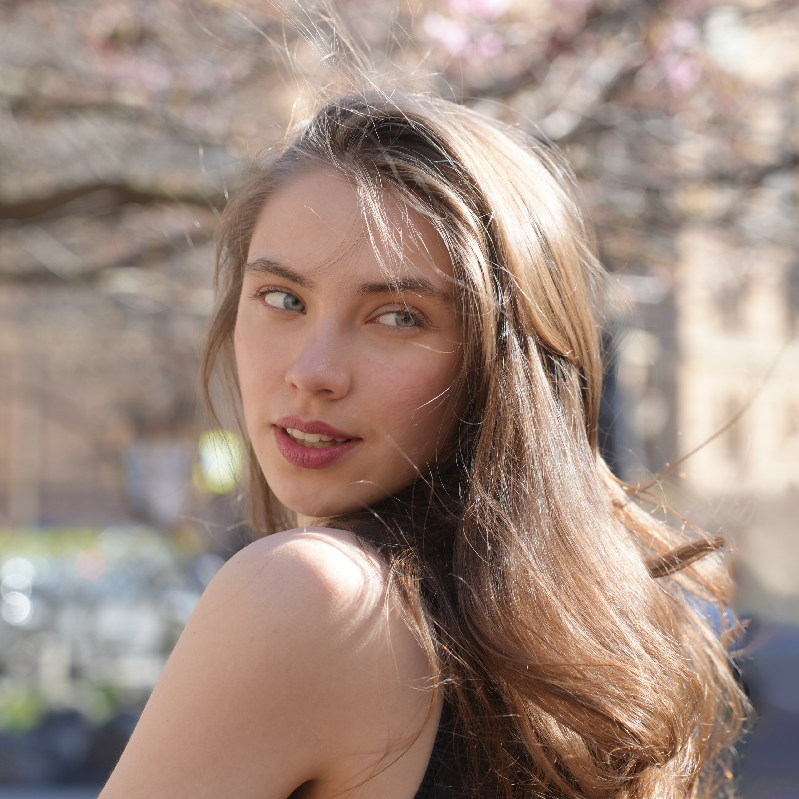 Сакура. Костюмер, художник кино и телевидения в спб