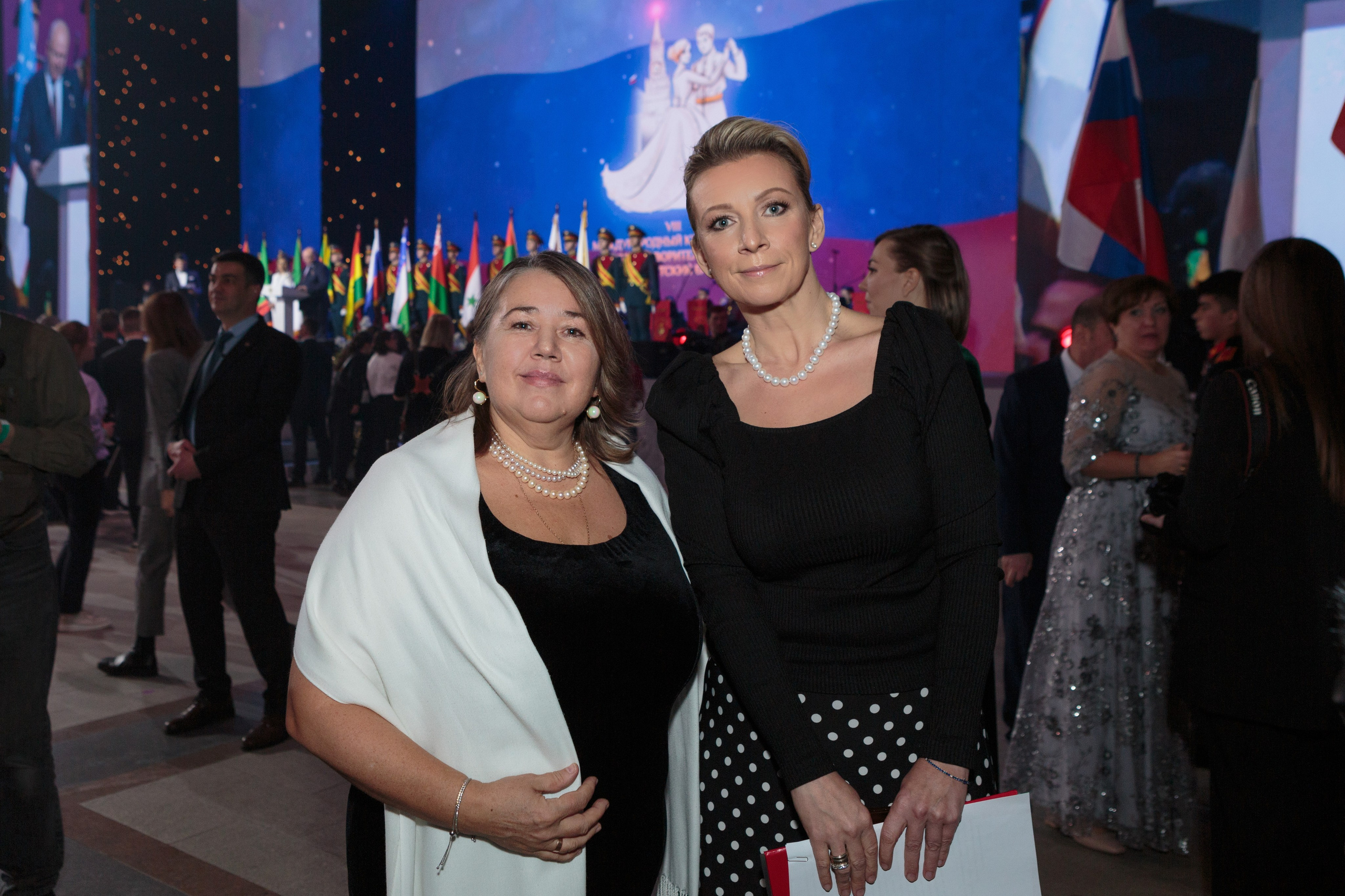 VIII «Международный Кремлёвский Благотворительный Кадетский Бал». Рекламный, предметный, репортажный, семейный фотограф и художник в Москве