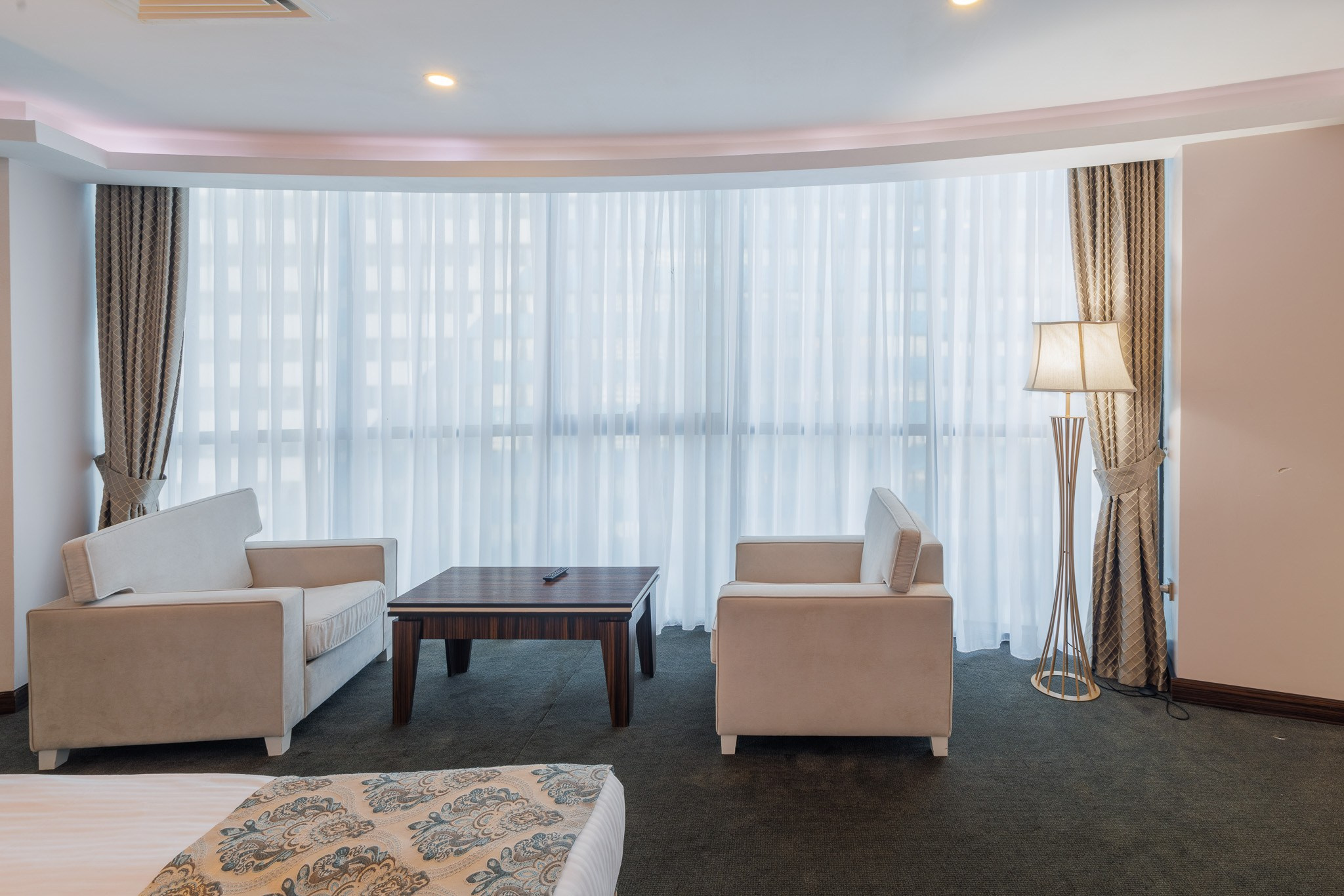 SKY TOWER (METRO CITY). Режиссёр, клипмейкер, фотограф — Андрей Охота