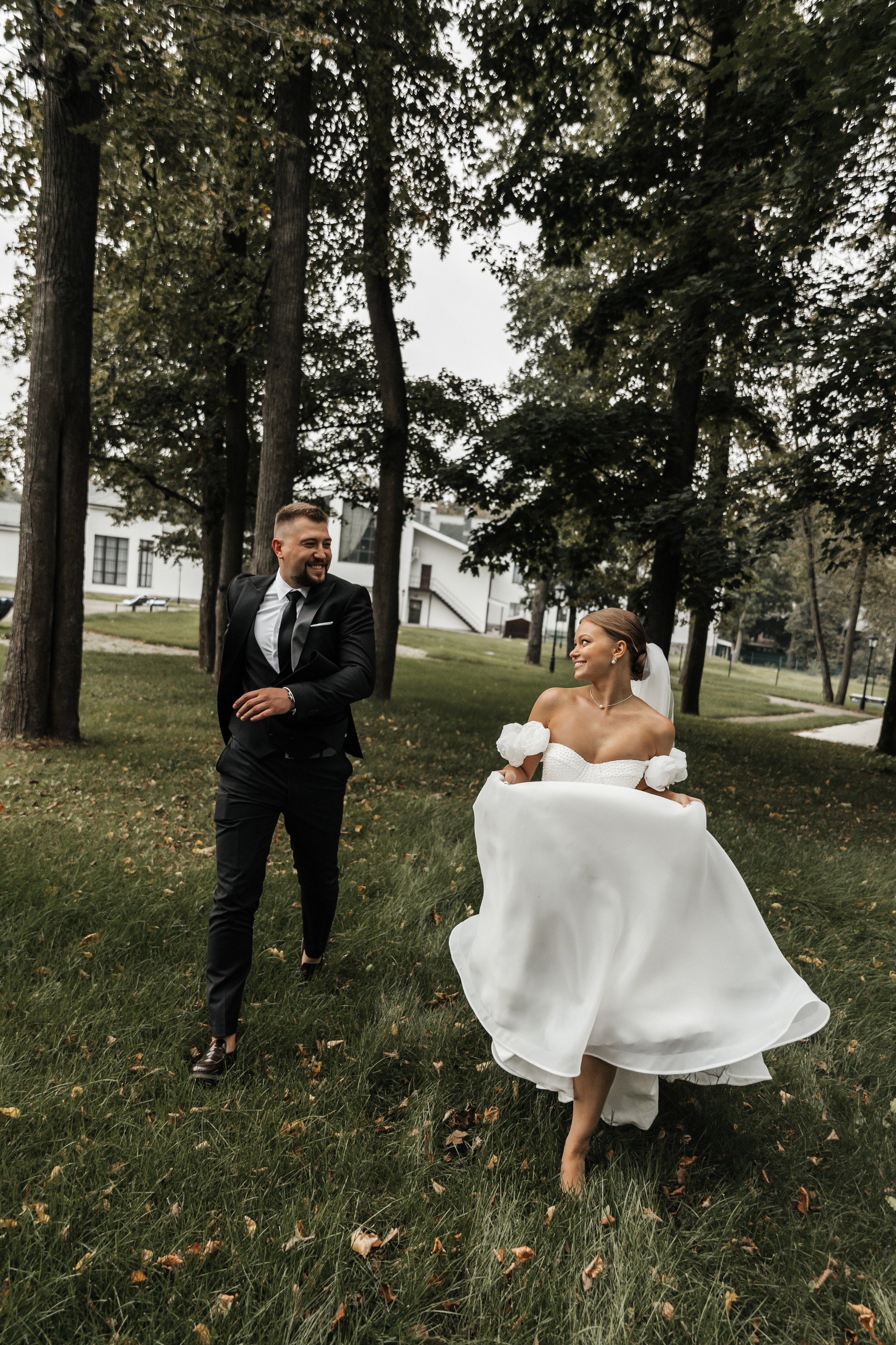 A & V. Главная