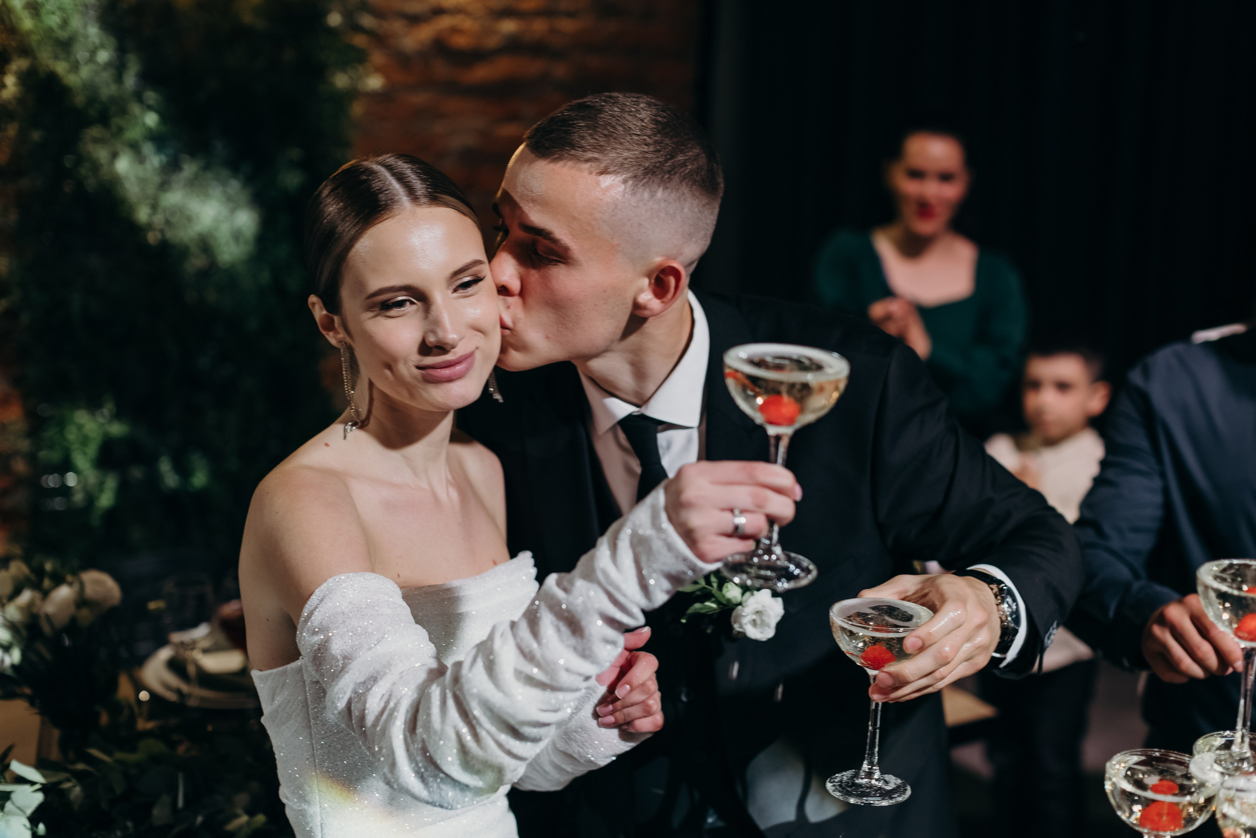 Счастье рядом. Свадебный фотограф-видеограф в Красноярске Евгений Константинопольский