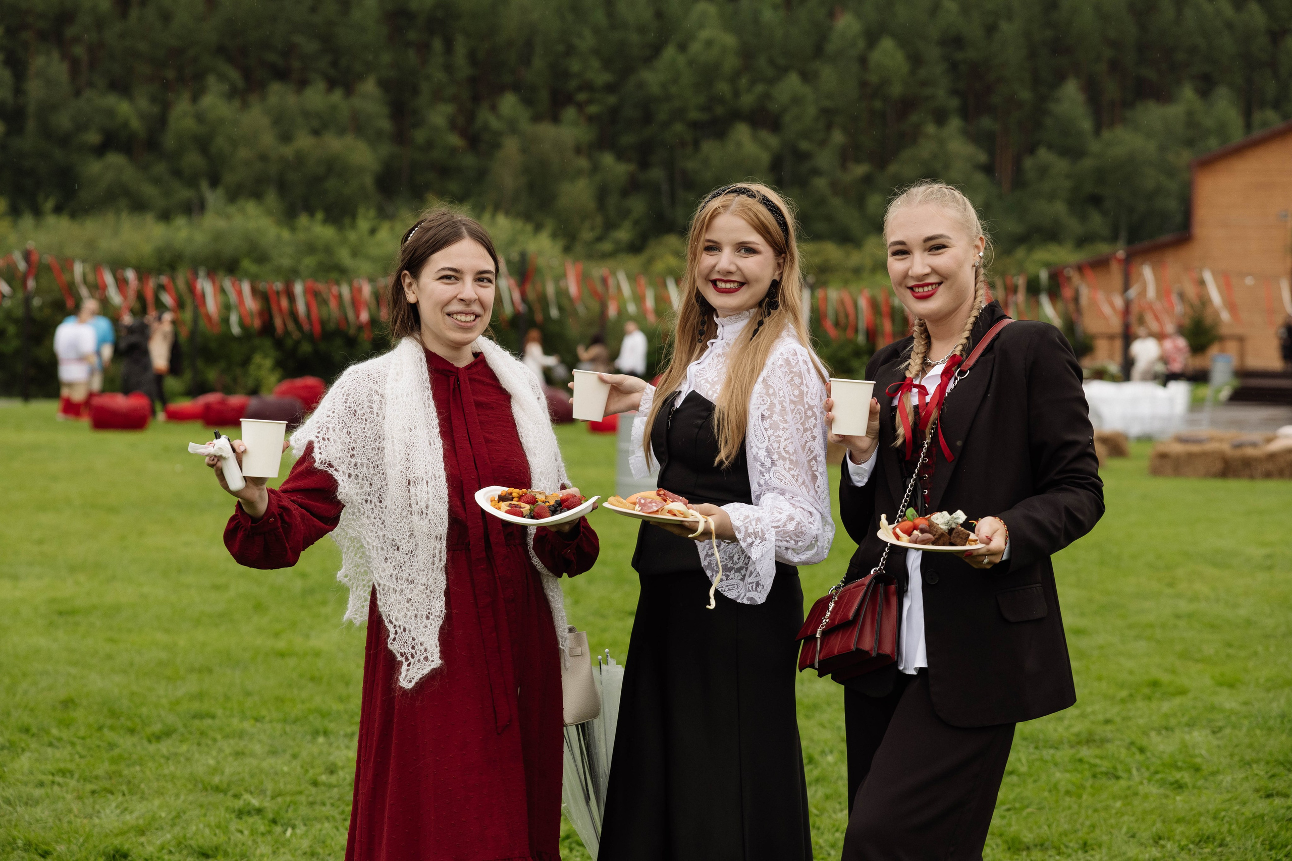 Летнее корпоративное событие ПАО «Совкомбанк». Свадебный фотограф Красноярск Элина Леонова