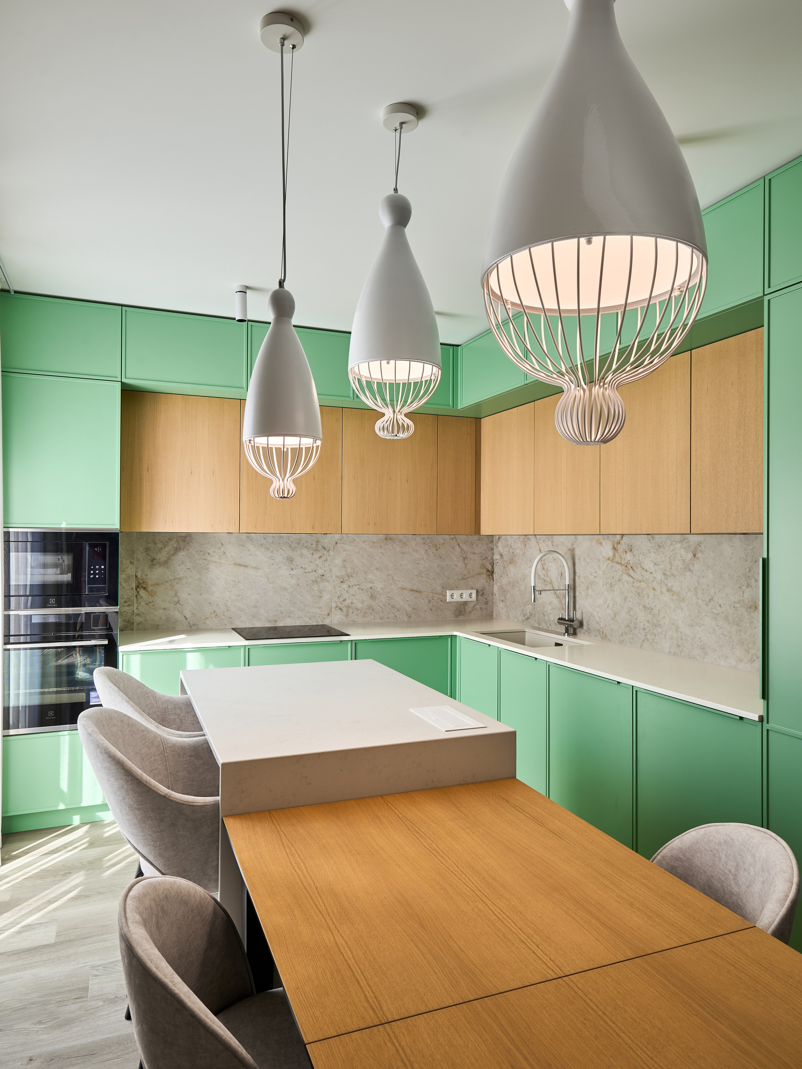 Ремонт под ключ Raevsky. Автомобильный и интерьерный фотограф в Минске Александр Тагаев