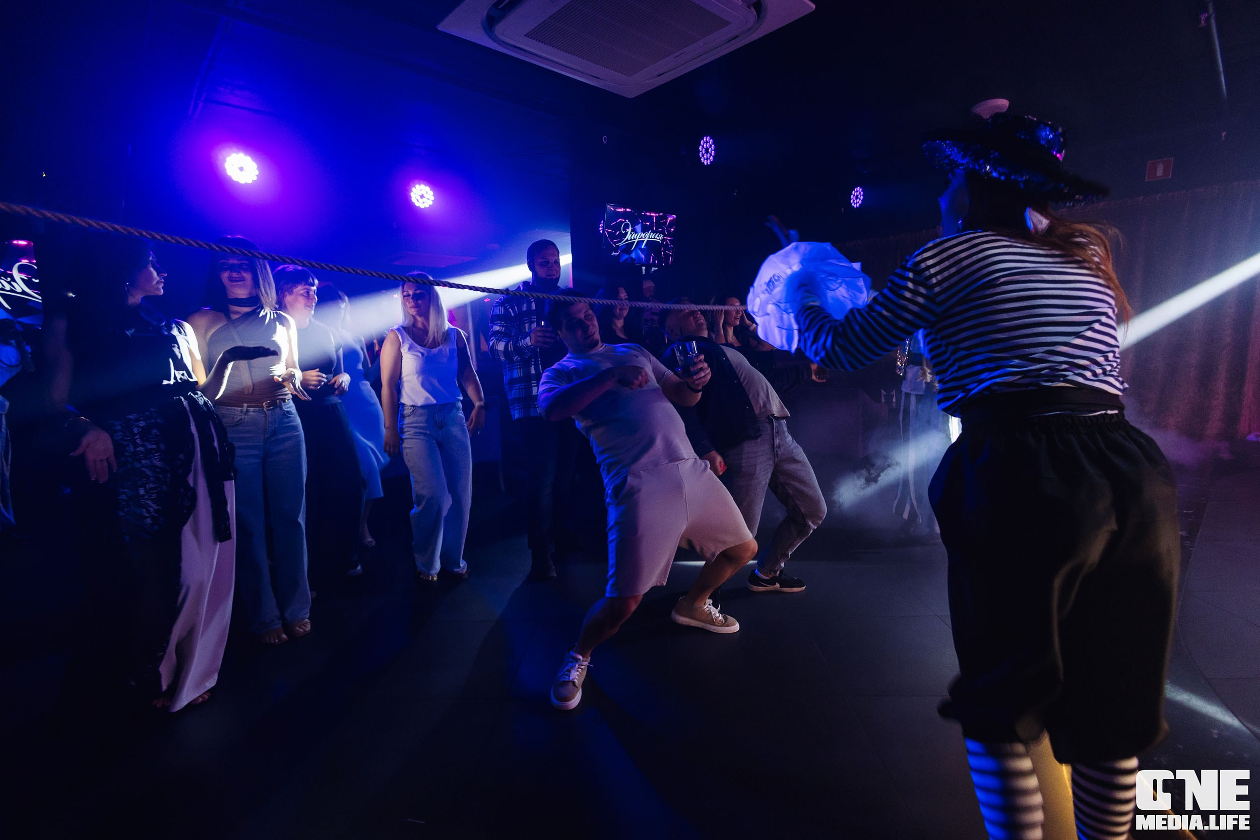 Фоторепортаж из караоке-клуба Эйфория. One Media Life: фоторепортажи, фотоотчеты с мероприятий и заведений