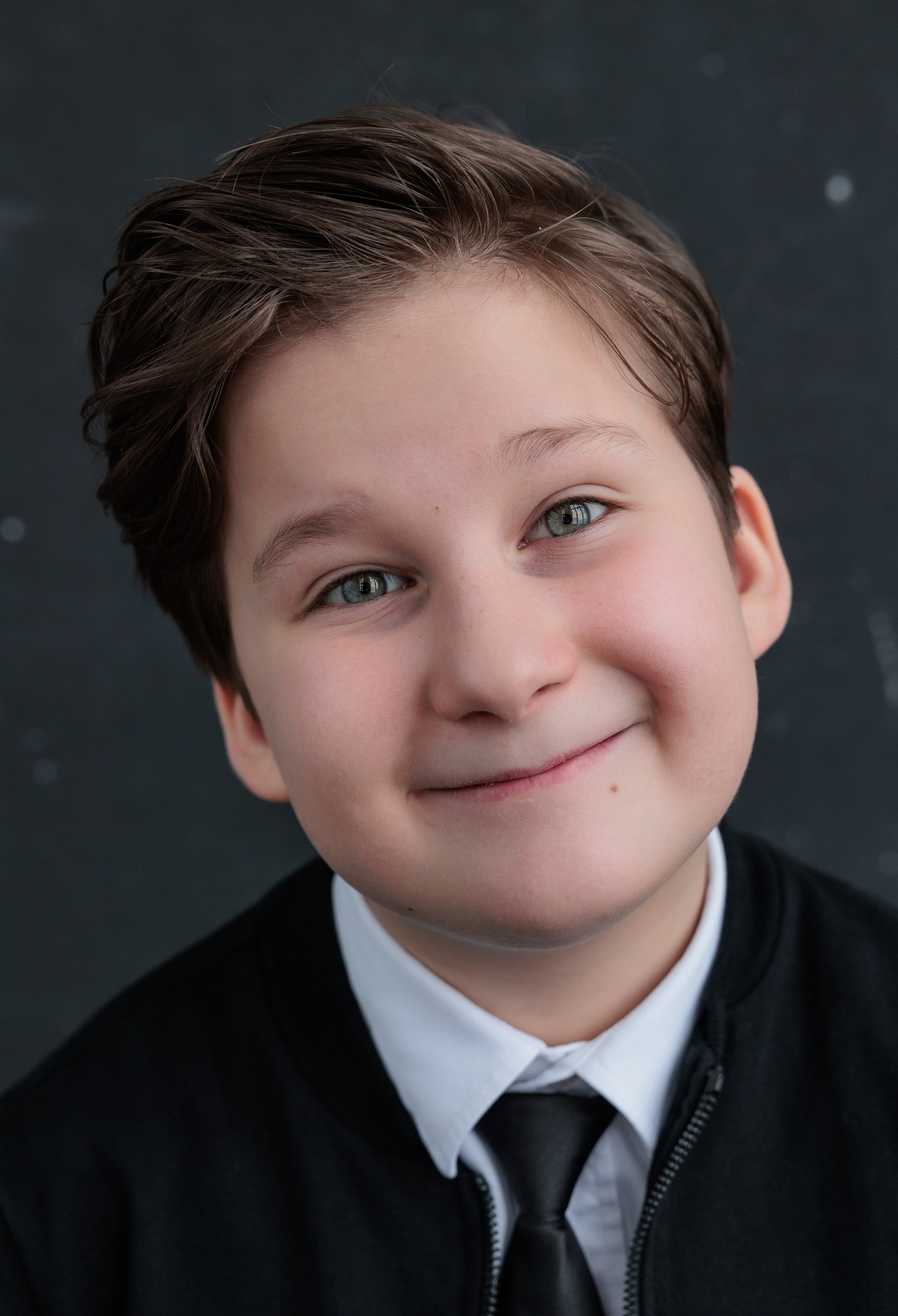 МАТВЕЙ. Я фотограф из Москвы к Вашим услугам