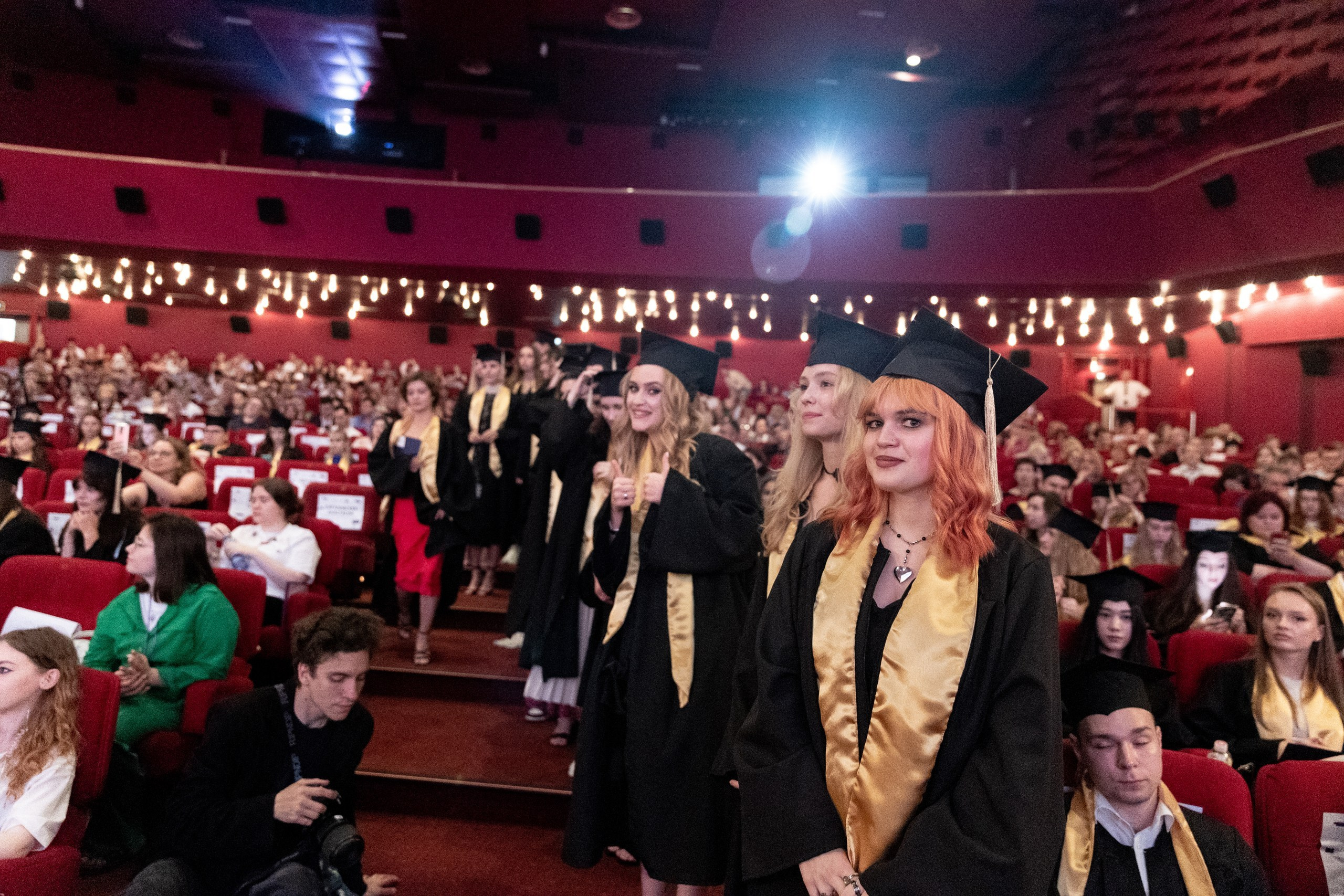 Выпускной Высшая Школа Экономики. Свадебный и семейный фотограф