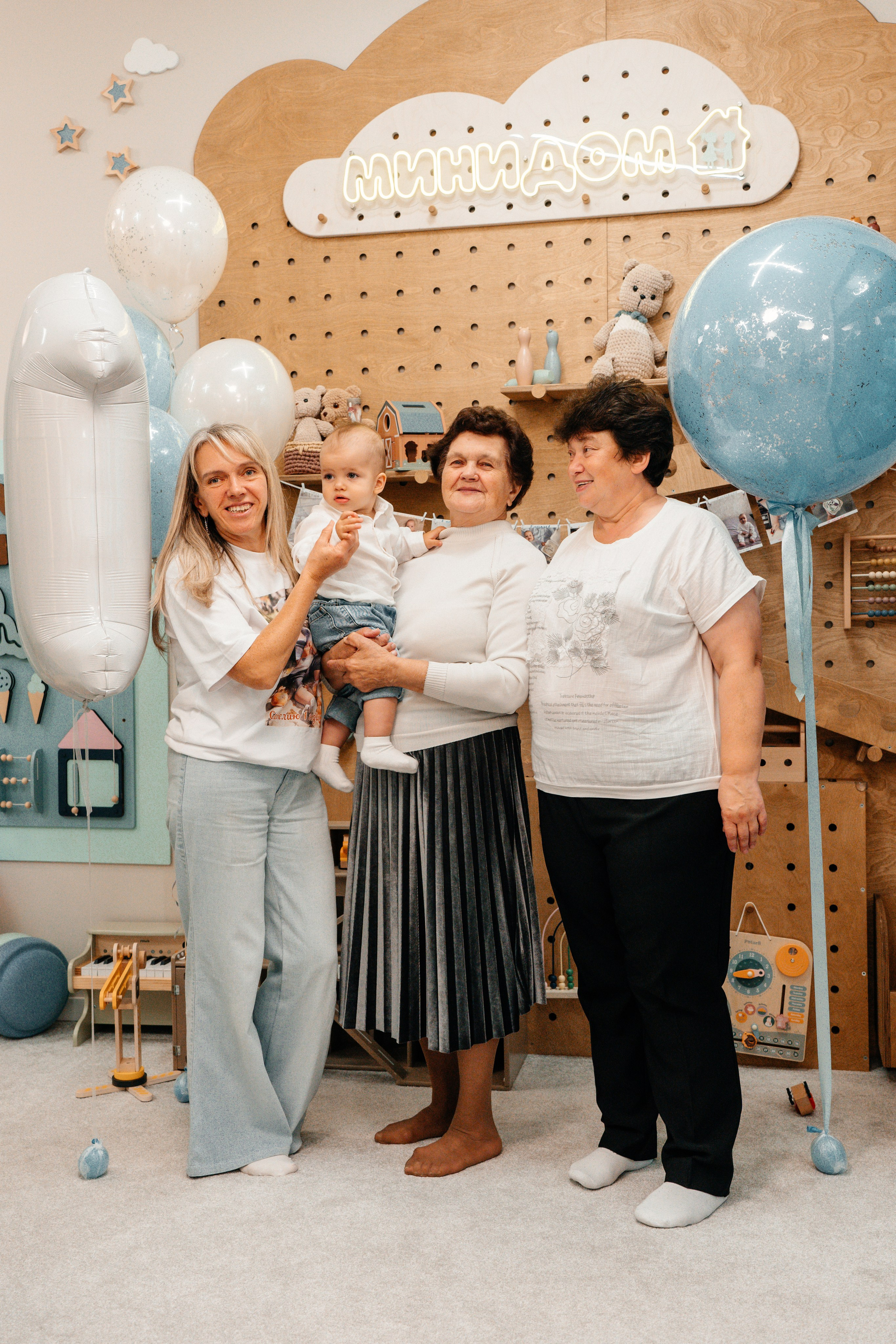 Годовасие Савелия. Ваш семейный фотограф в Минске — Вика Трегубова