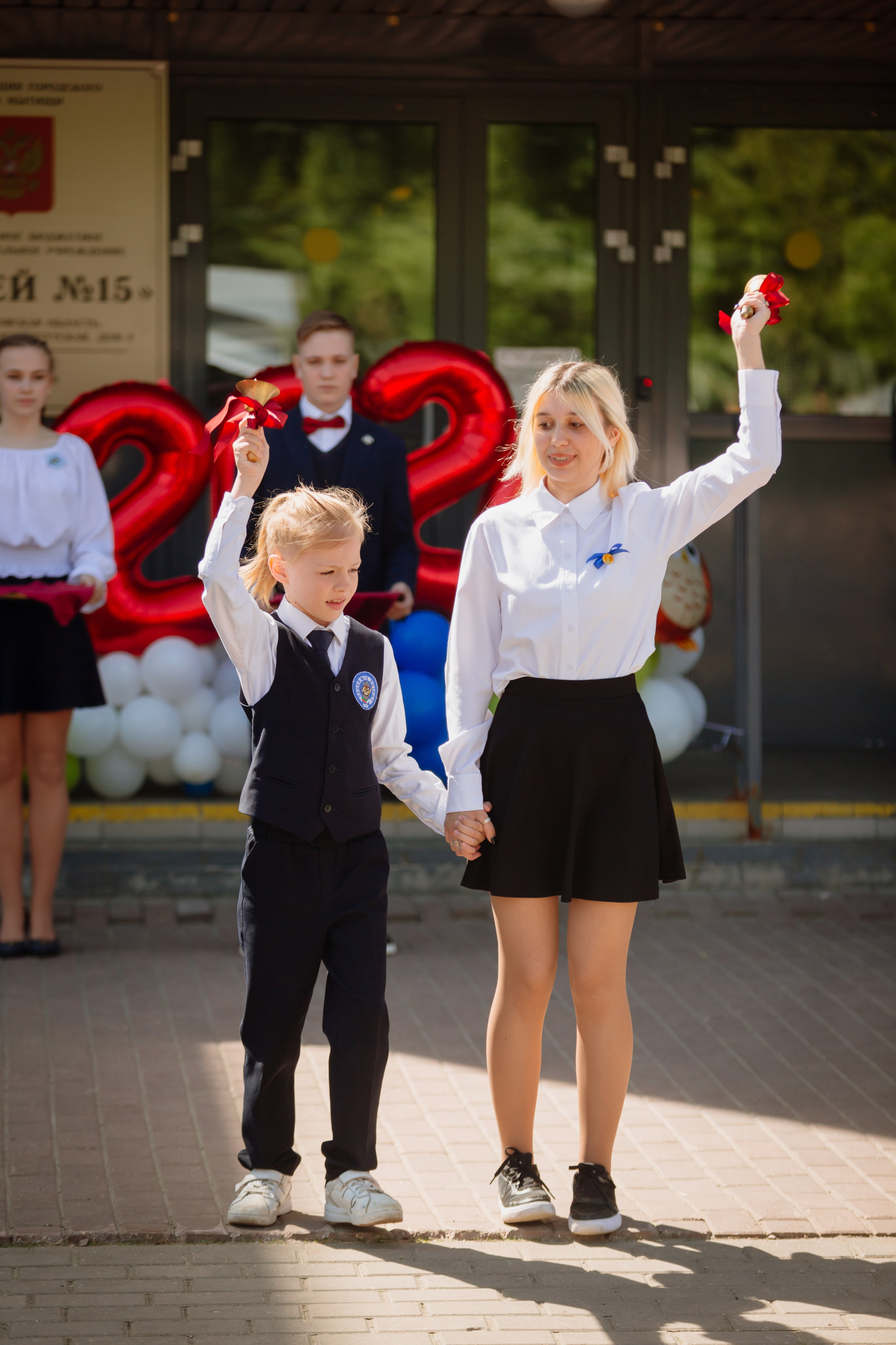 Последний звонок 2024 (2 часа фотосъемки). Профессиональный фотограф Надежда Антонова