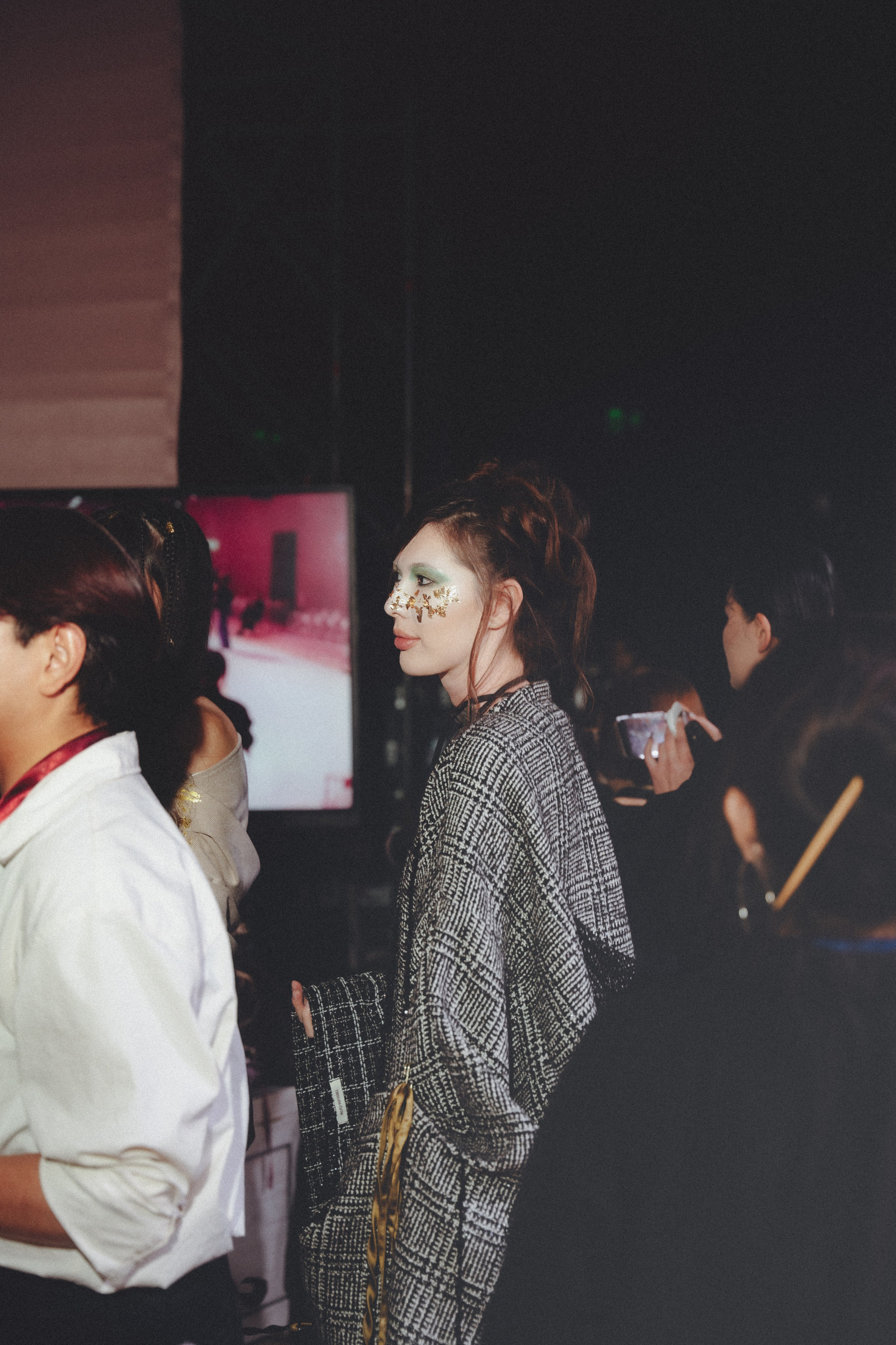 VISA FASHION WEEK ALMATY SS26 / BACKSTAGE ZONE