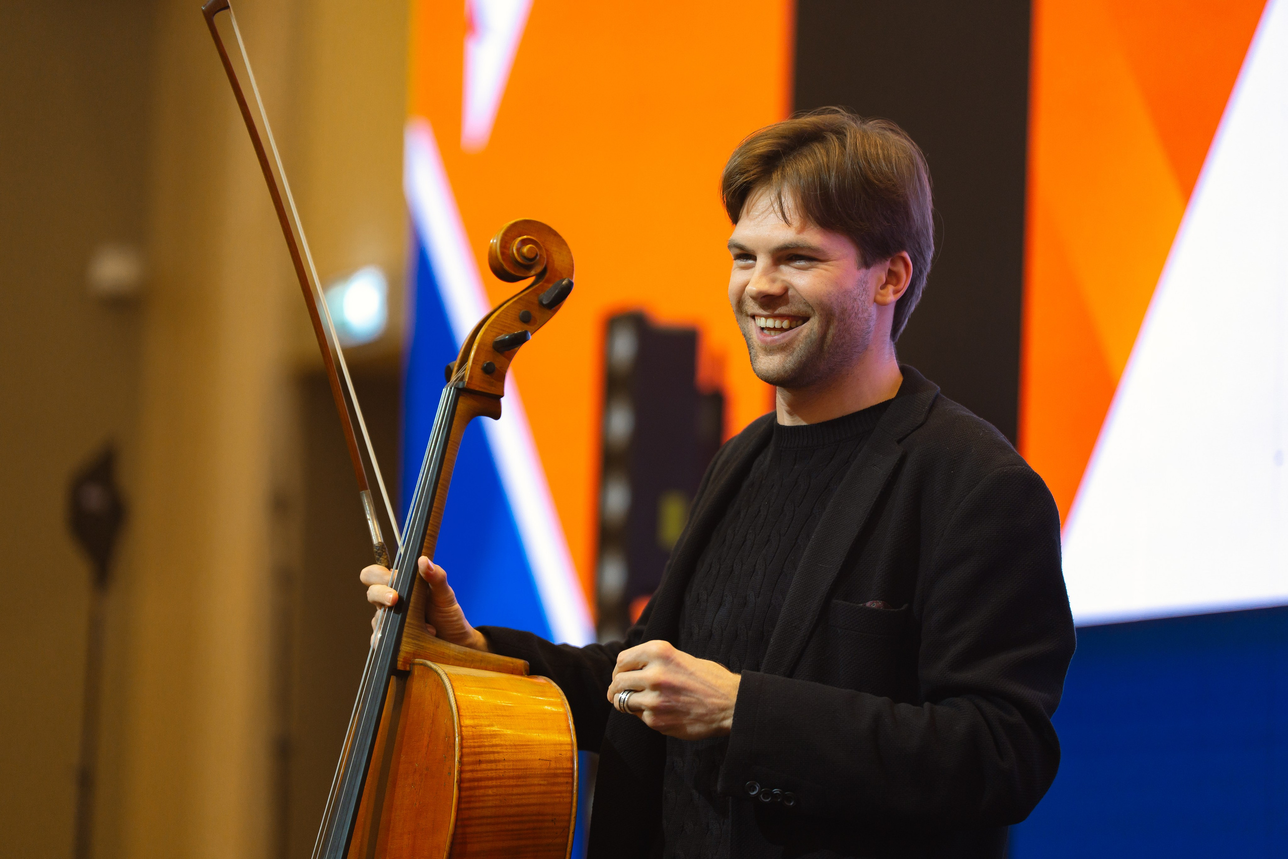 ПСБ | СМЕЛОСТЬ БЫТЬ ПЕРВЫМ!. Корпоративный, имиджевый и промышленный фотограф — Максим Меш