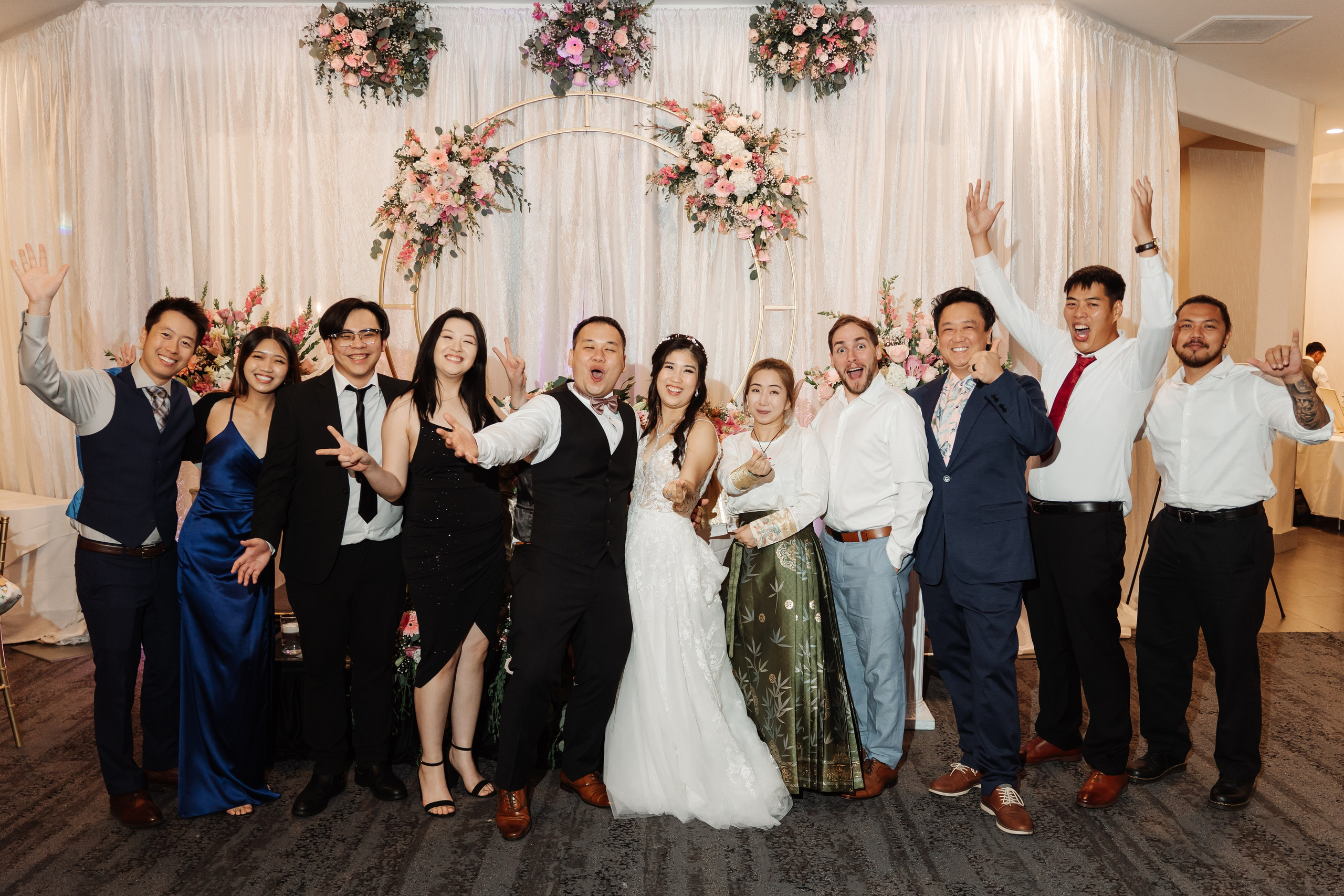 2025-08-16_AndreaChristopher. Ретушер Зенькевич Света