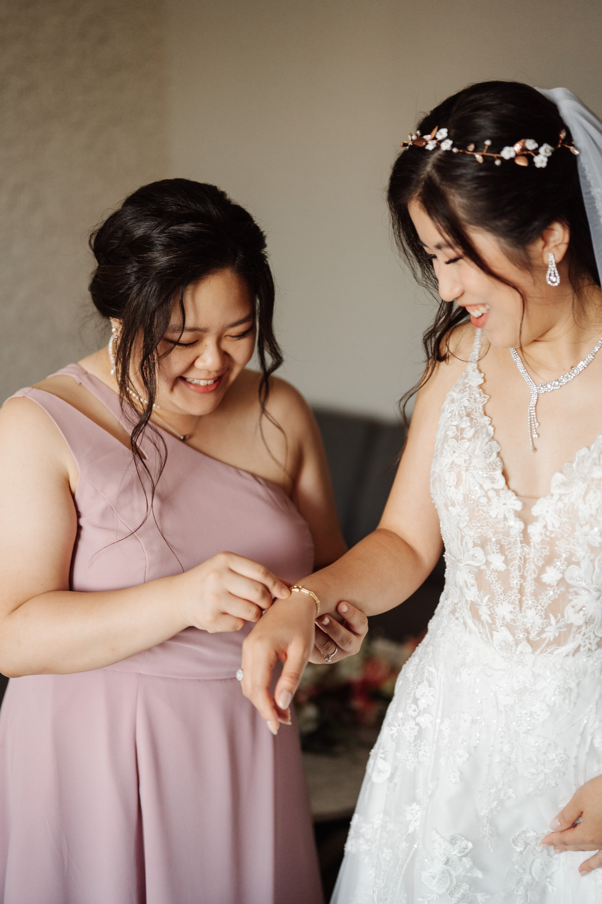 2025-08-16_AndreaChristopher. Ретушер Зенькевич Света