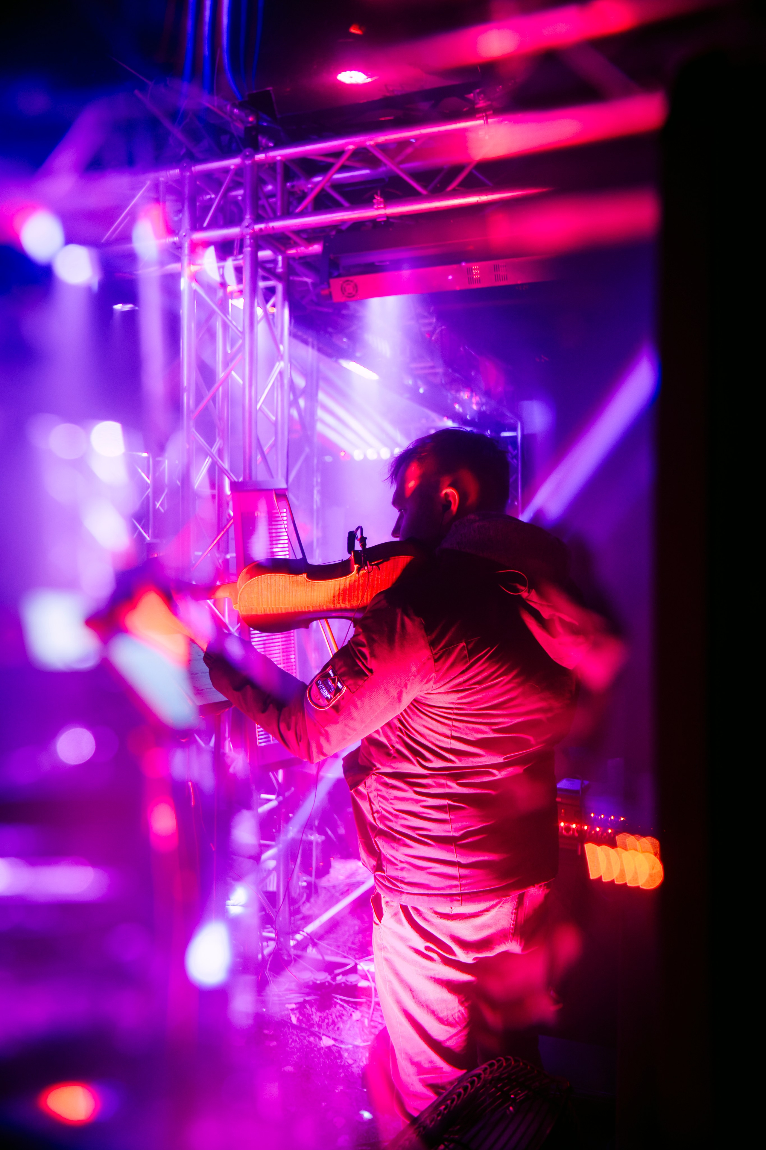 Synesthesia|Черное озеро. Главная