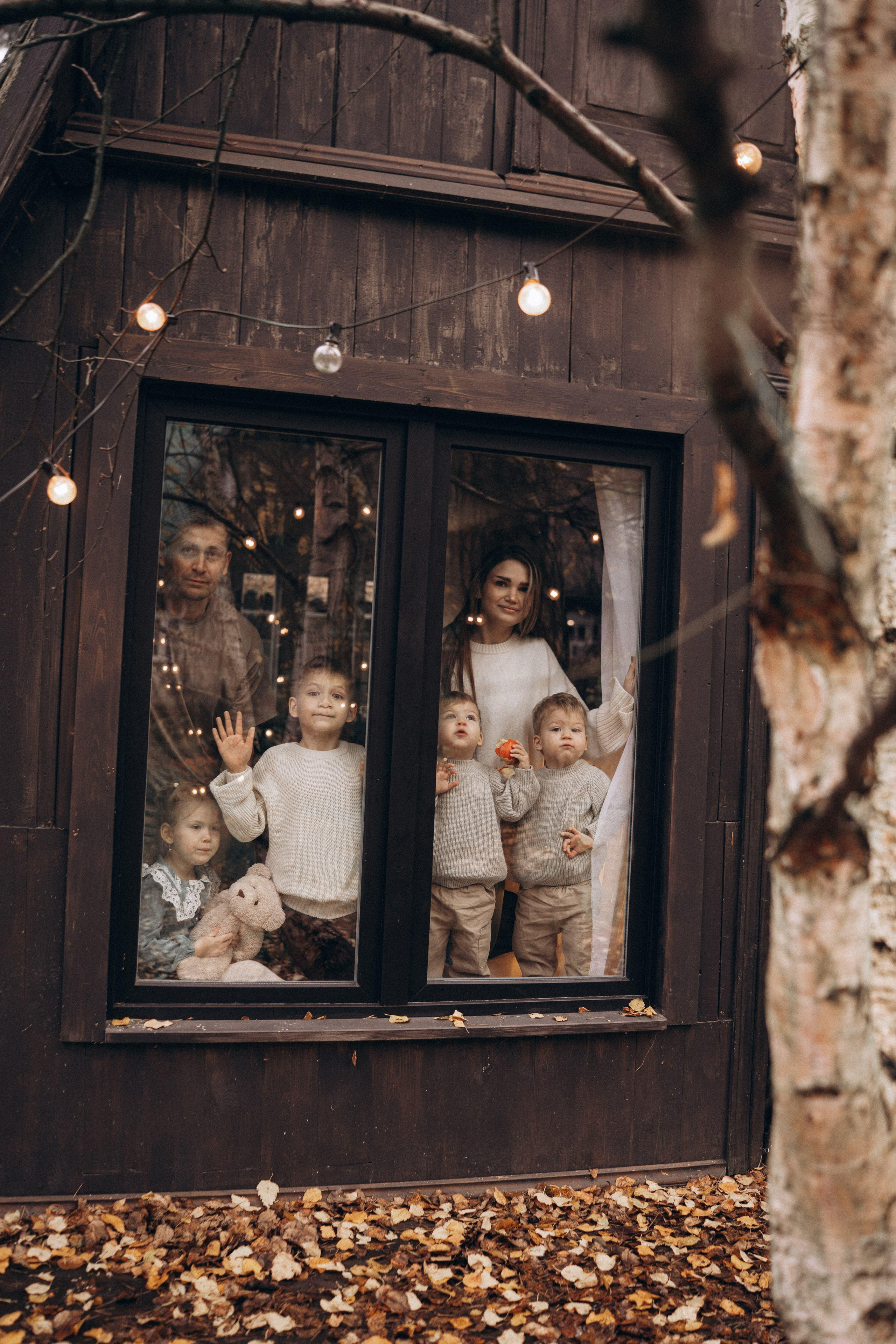 Яна и Ильсур, загородная Фотостудия. Фотограф Новорожденных в Москве. Семейные истории в стиле LIFE