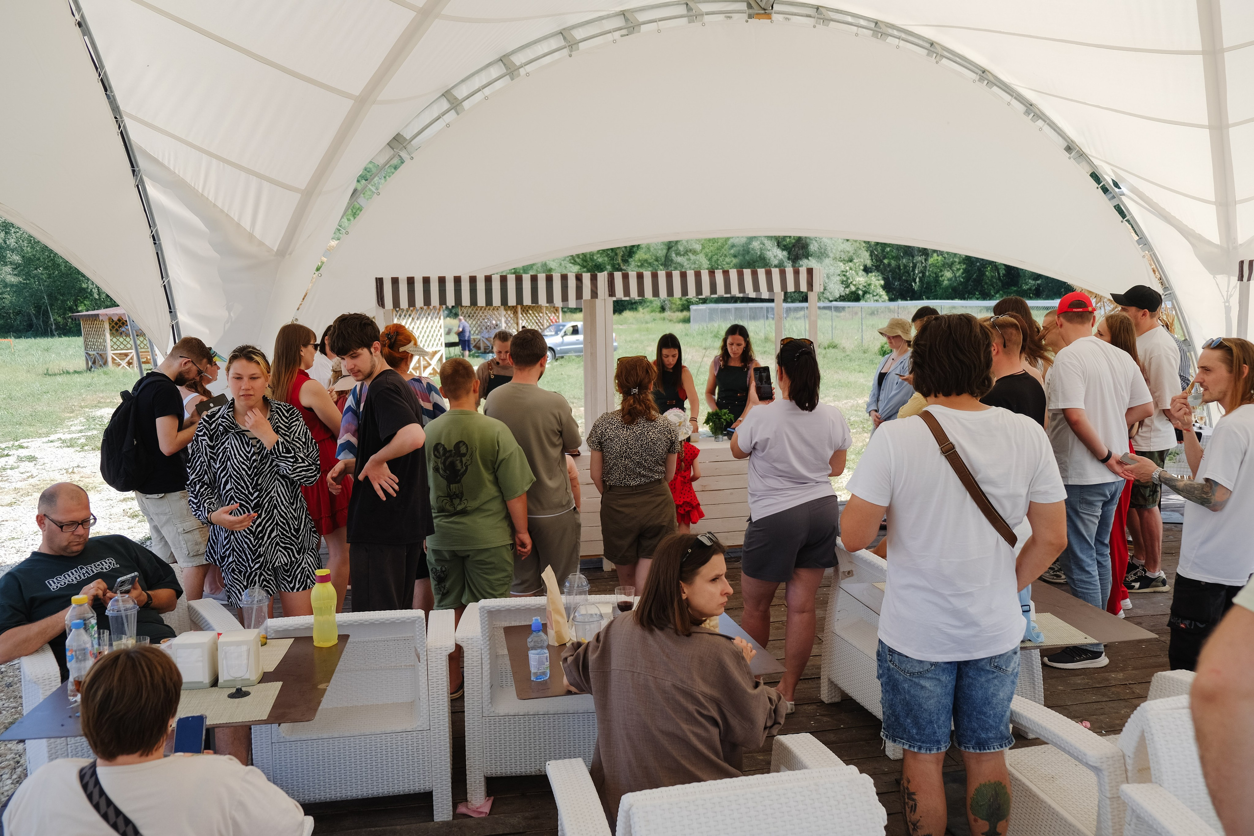 Репортаж на ферме. Профессиональная фотосъемка в Крыму. Натуральные эмоции и живые кадры. Забронируйте дату прямо сейчас!