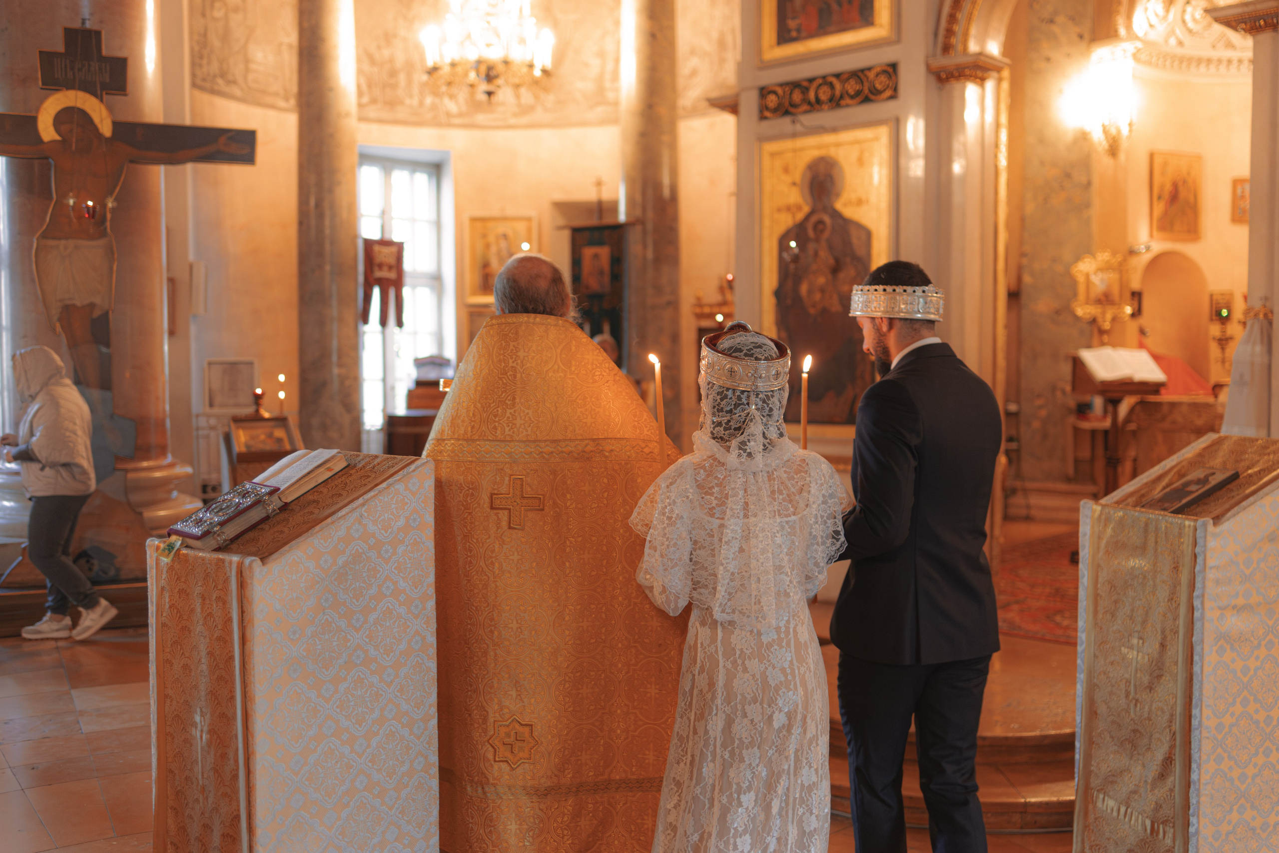 Венчание в Храме святого благоверного царевича Димитрия. Семейный фотограф в Москве 📸